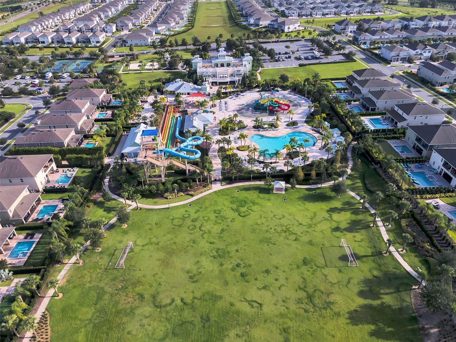 REUNION WEST 4 REP - Residential