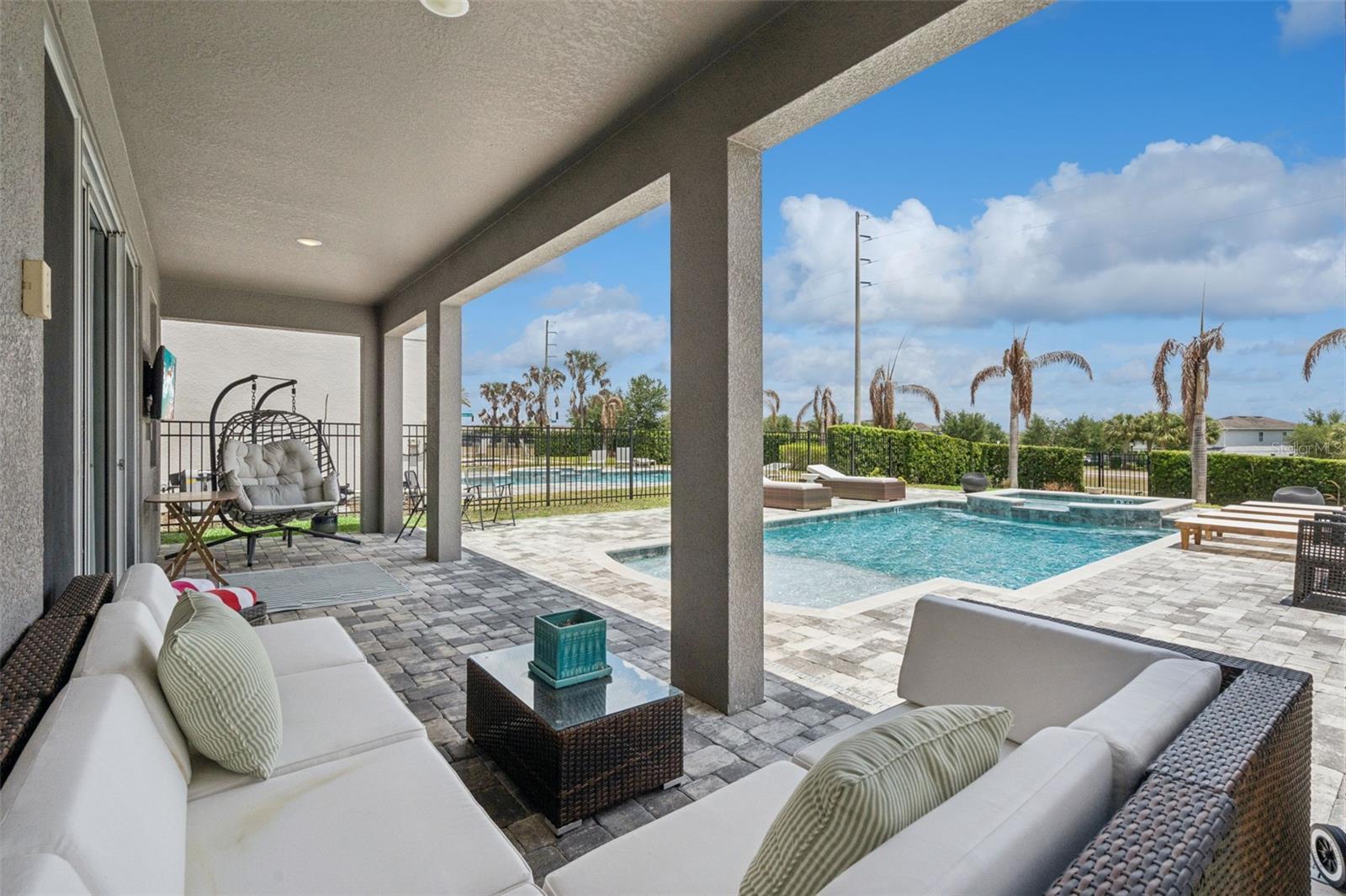 REUNION WEST 4 REP - Residential