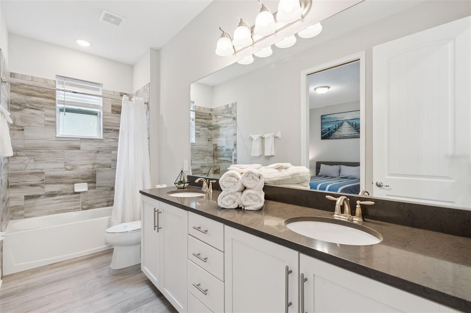 REUNION WEST 4 REP - Residential