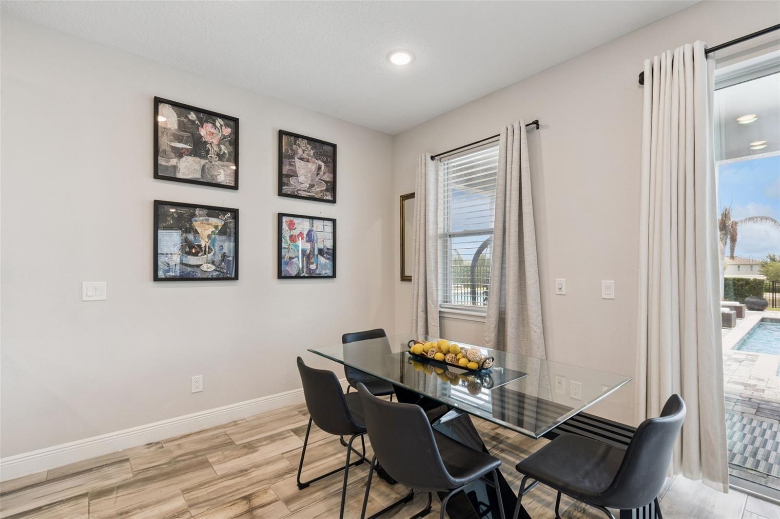 REUNION WEST 4 REP - Residential