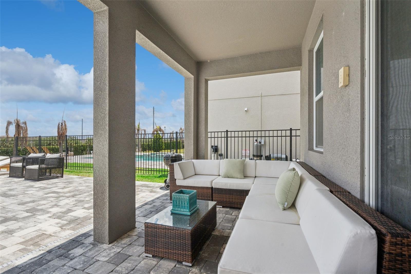 REUNION WEST 4 REP - Residential
