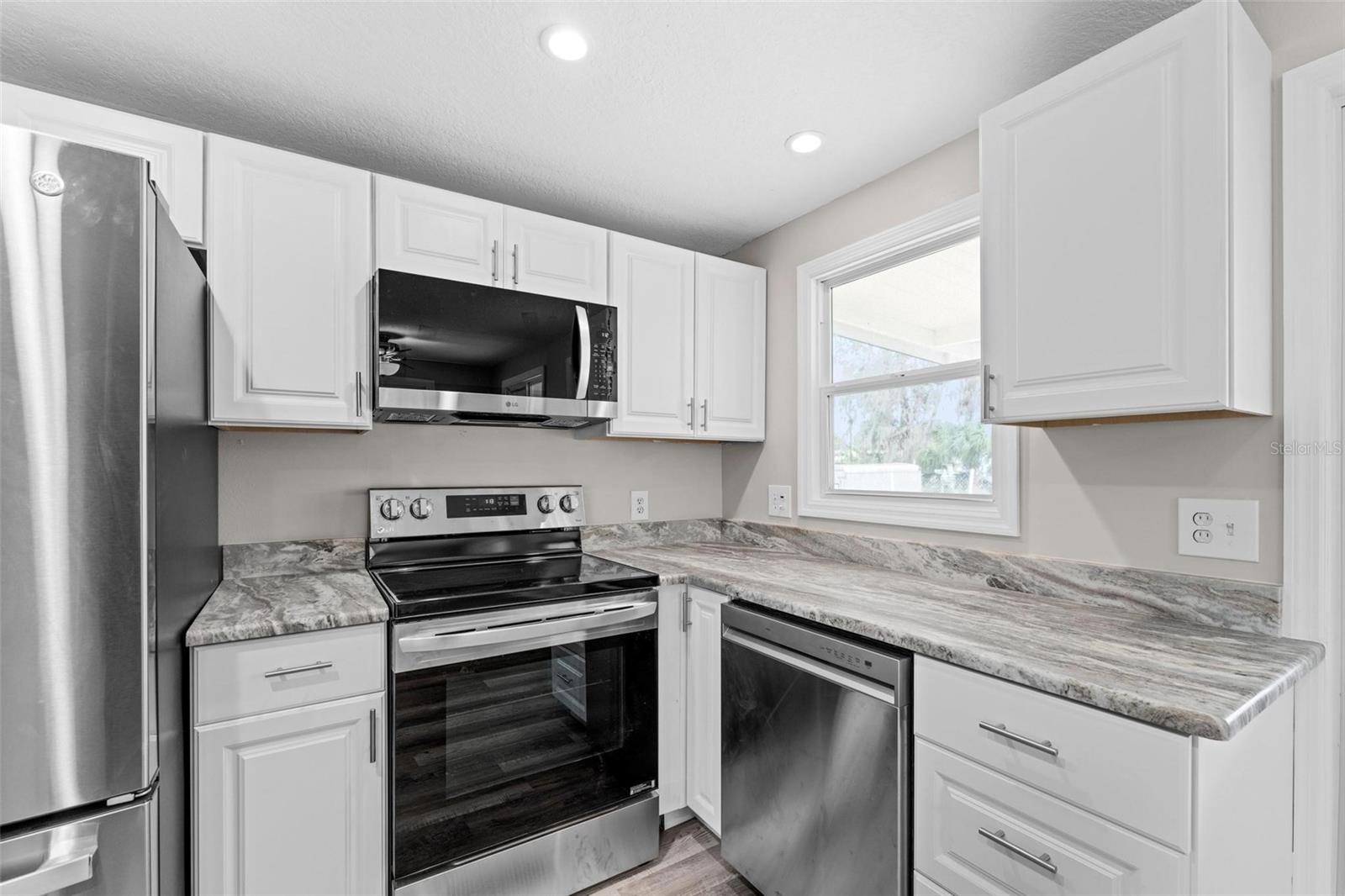 TAVARES IMPERIAL MOBILE TERRACE ADD 04 - Residential Lease