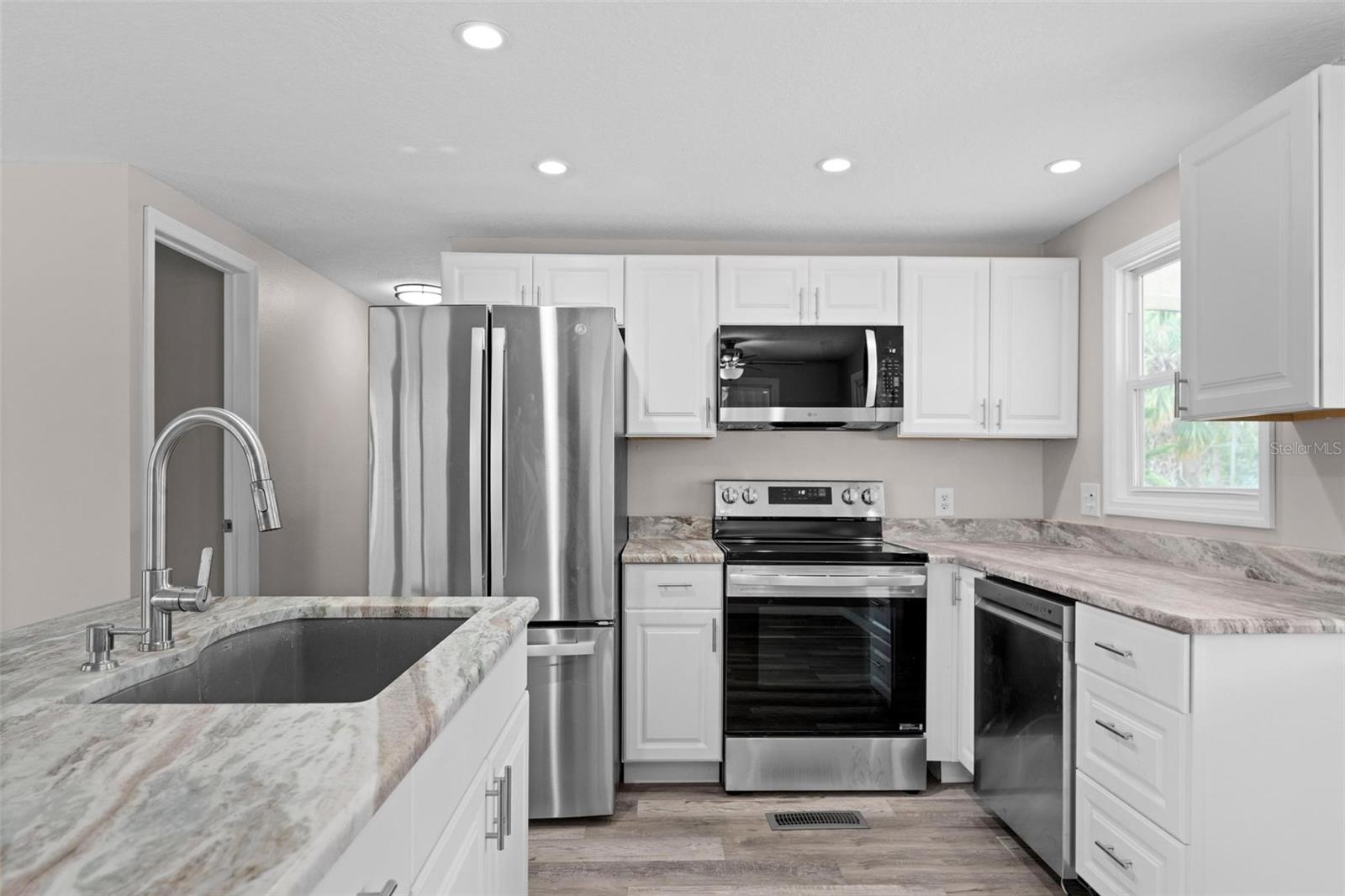 TAVARES IMPERIAL MOBILE TERRACE ADD 04 - Residential Lease