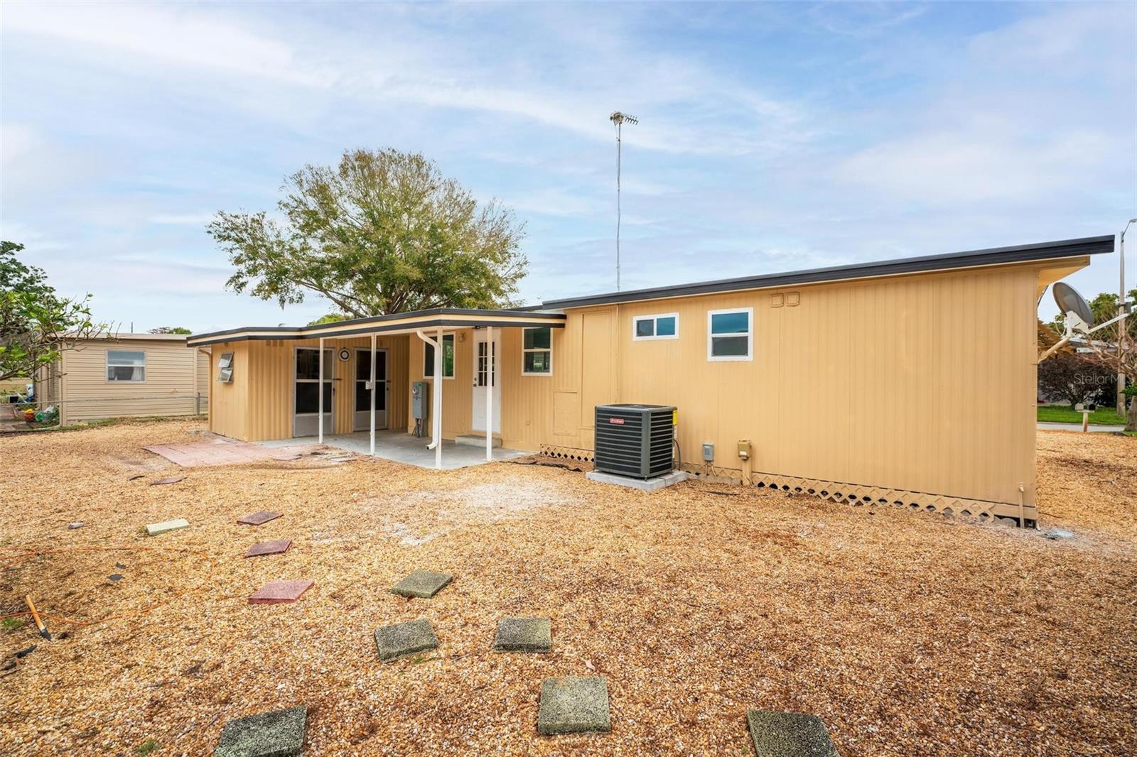 TAVARES IMPERIAL MOBILE TERRACE ADD 04 - Residential Lease