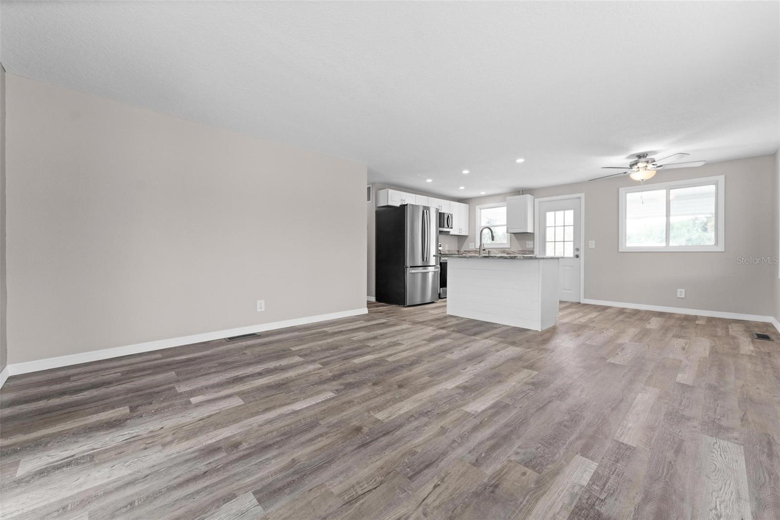 TAVARES IMPERIAL MOBILE TERRACE ADD 04 - Residential Lease