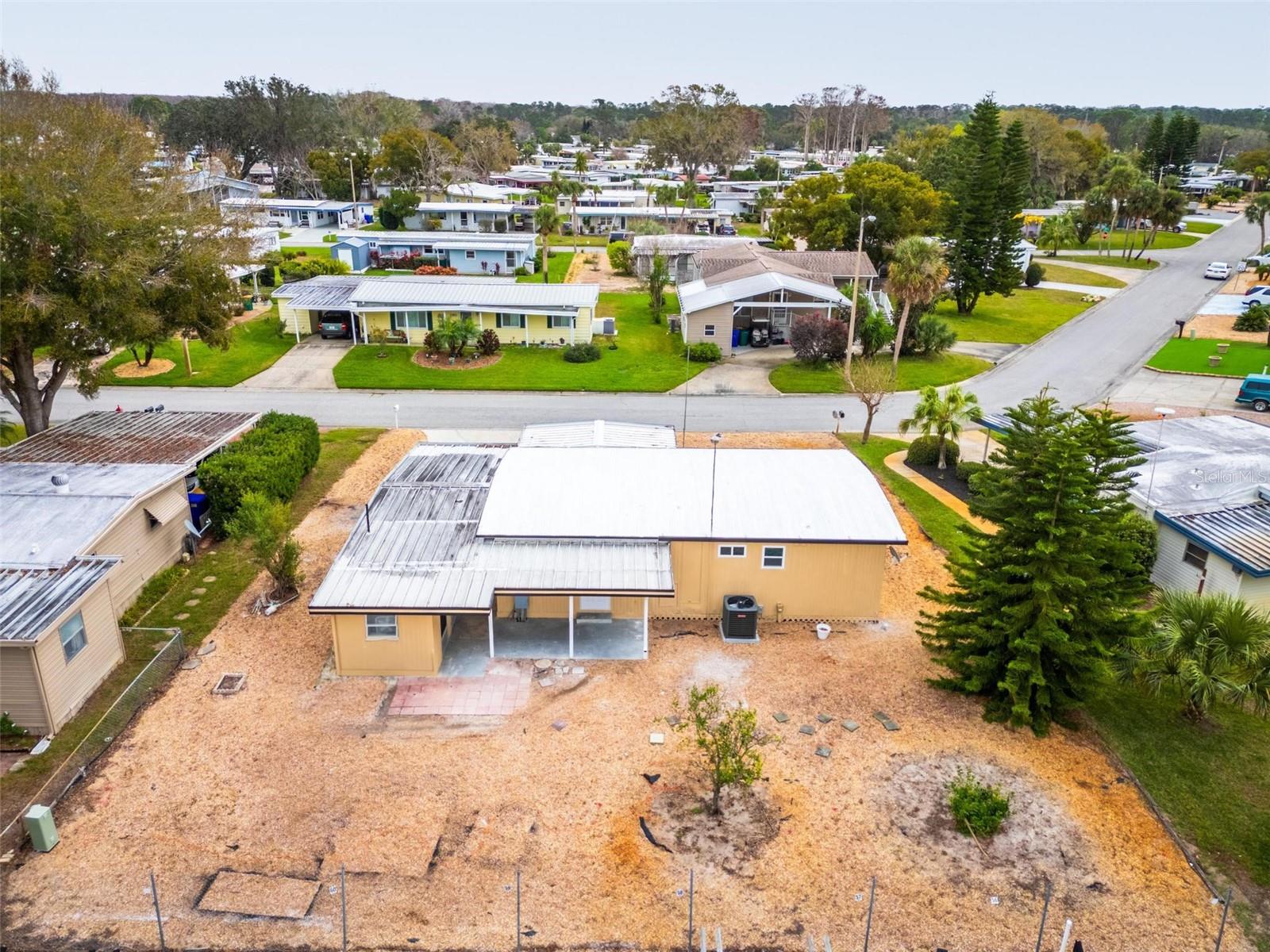 TAVARES IMPERIAL MOBILE TERRACE ADD 04 - Residential Lease