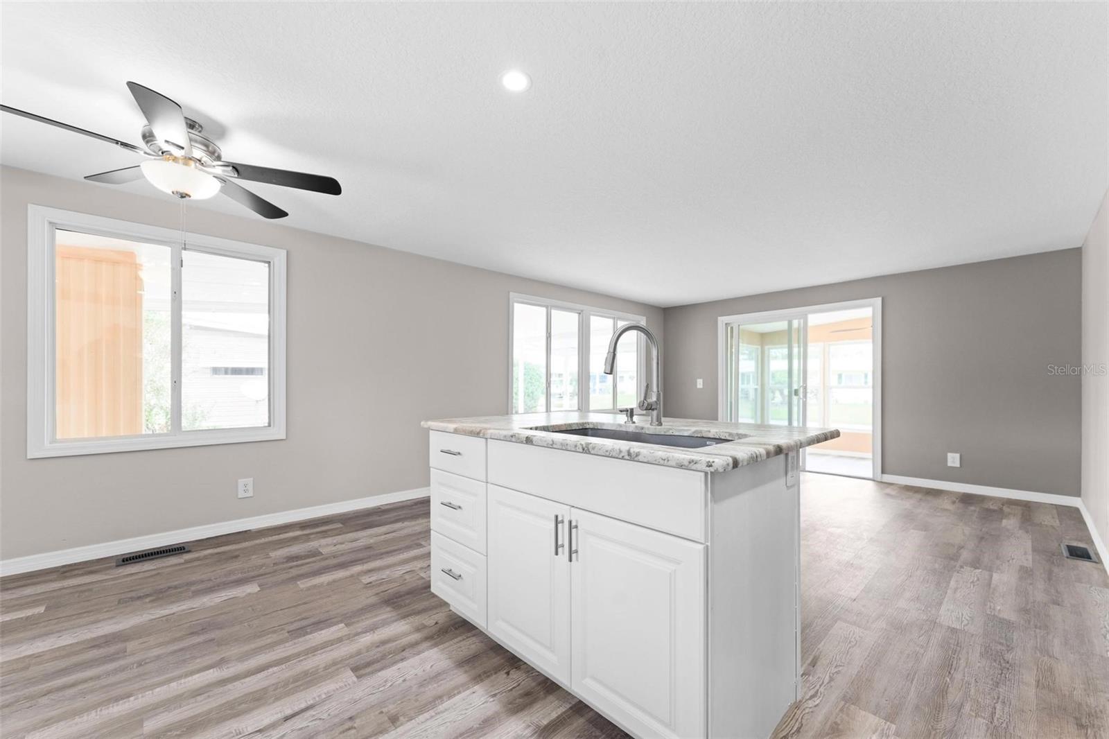 TAVARES IMPERIAL MOBILE TERRACE ADD 04 - Residential Lease