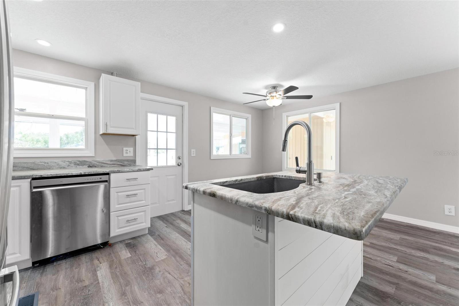 TAVARES IMPERIAL MOBILE TERRACE ADD 04 - Residential Lease