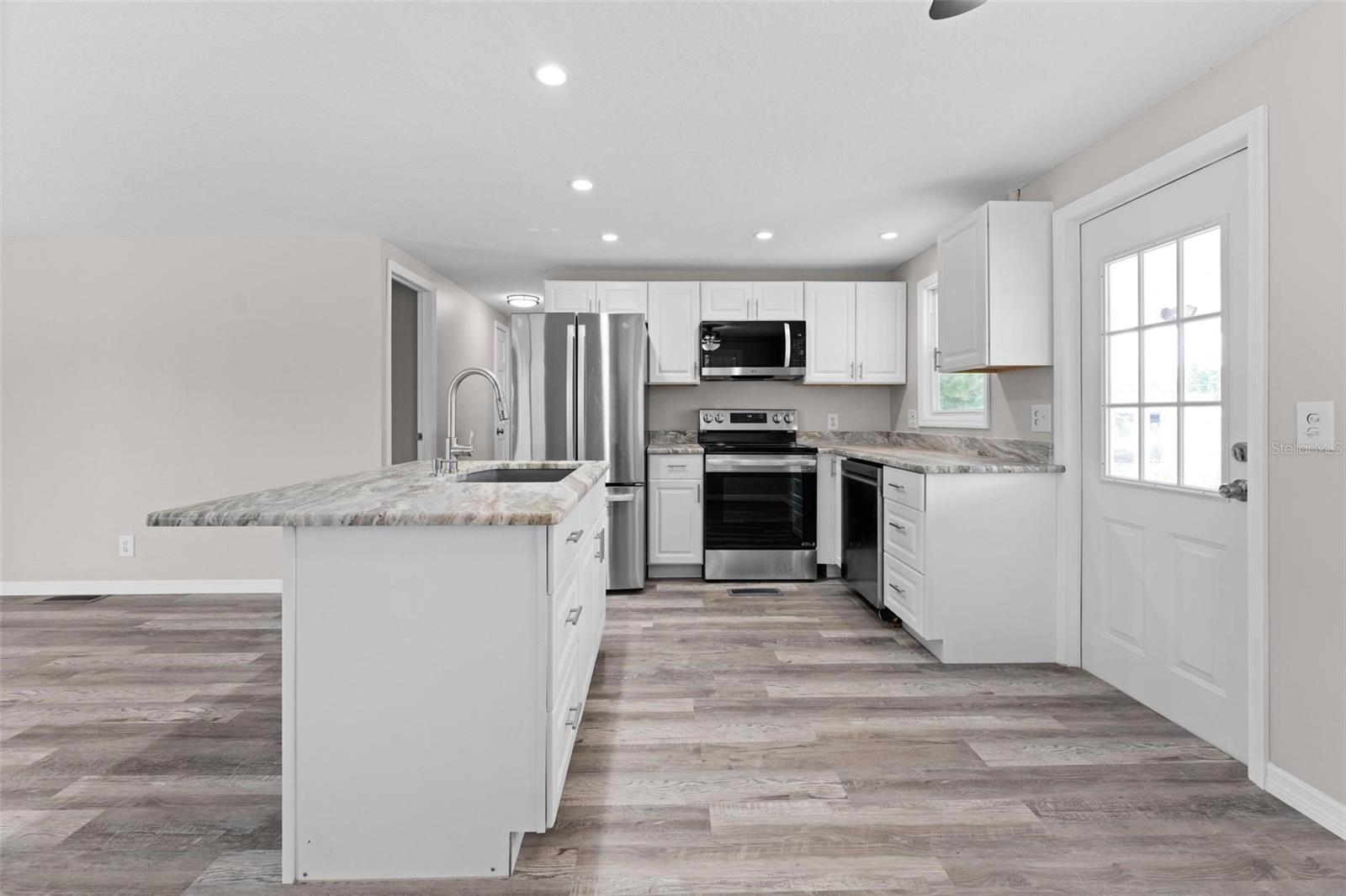 TAVARES IMPERIAL MOBILE TERRACE ADD 04 - Residential Lease