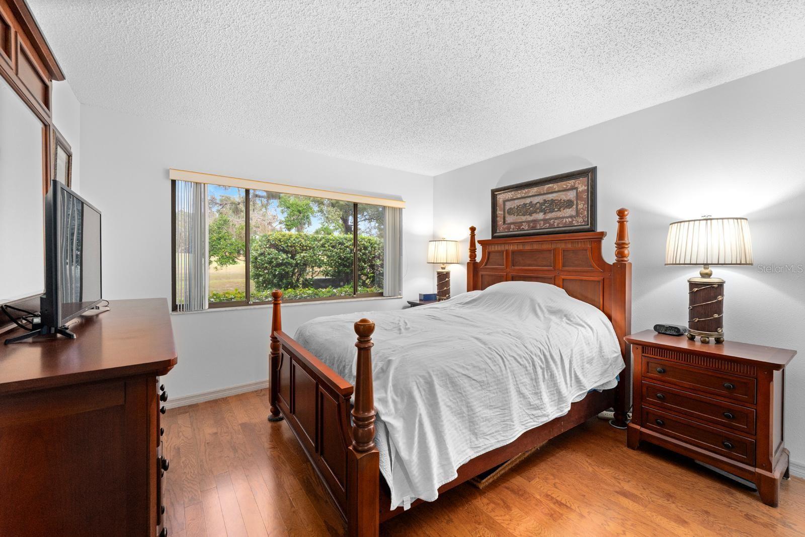 BEACON WOODS WEDGEWOOD CONDO - Residential