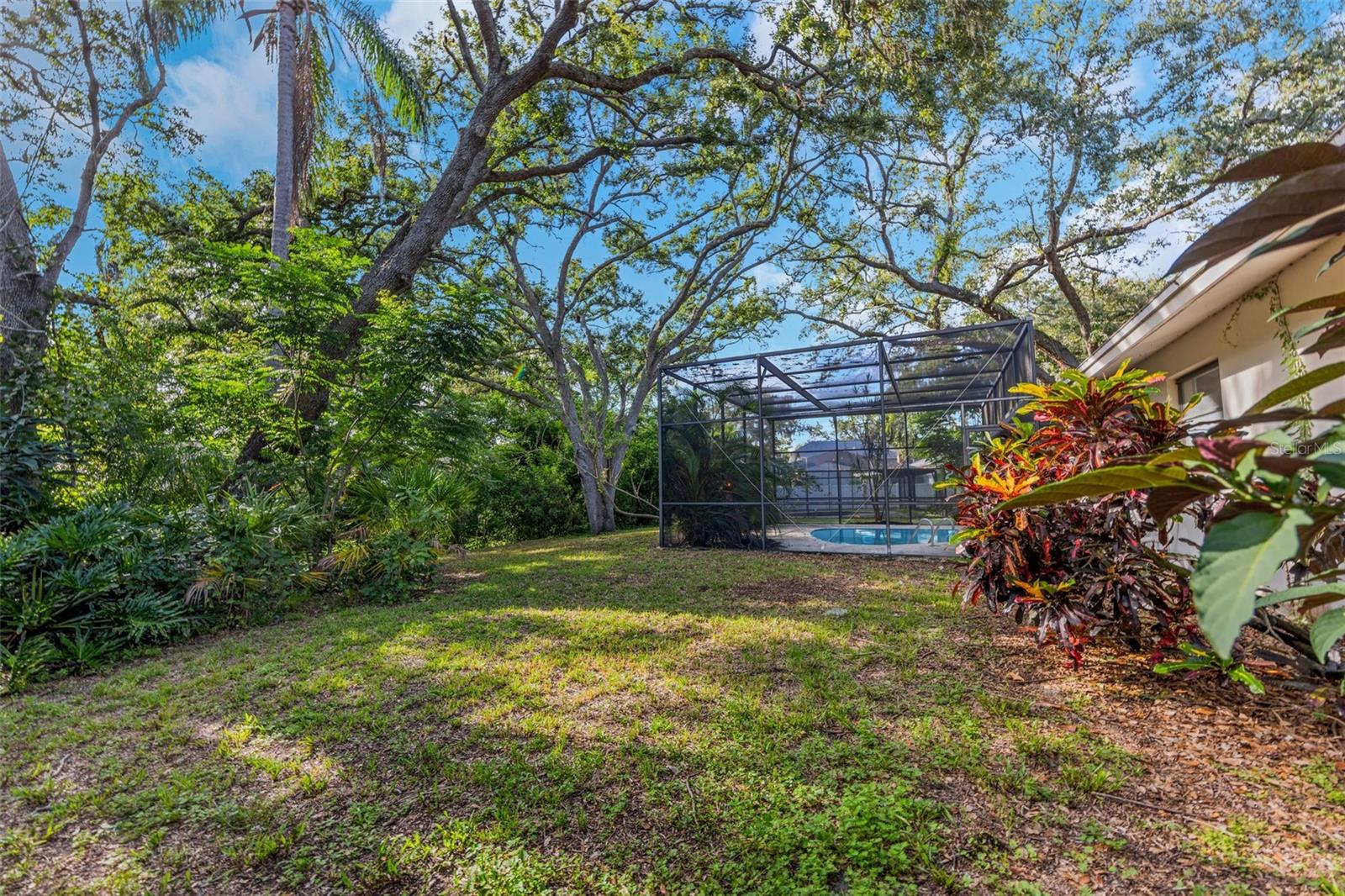 943 SPANISH OAKS BOULEVARD