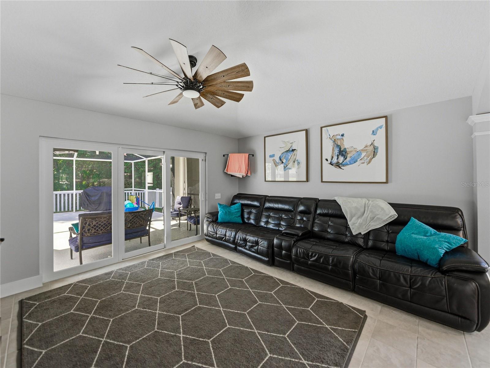 LEXINGTON OAKS VILLAGES 21 & 22 - Residential