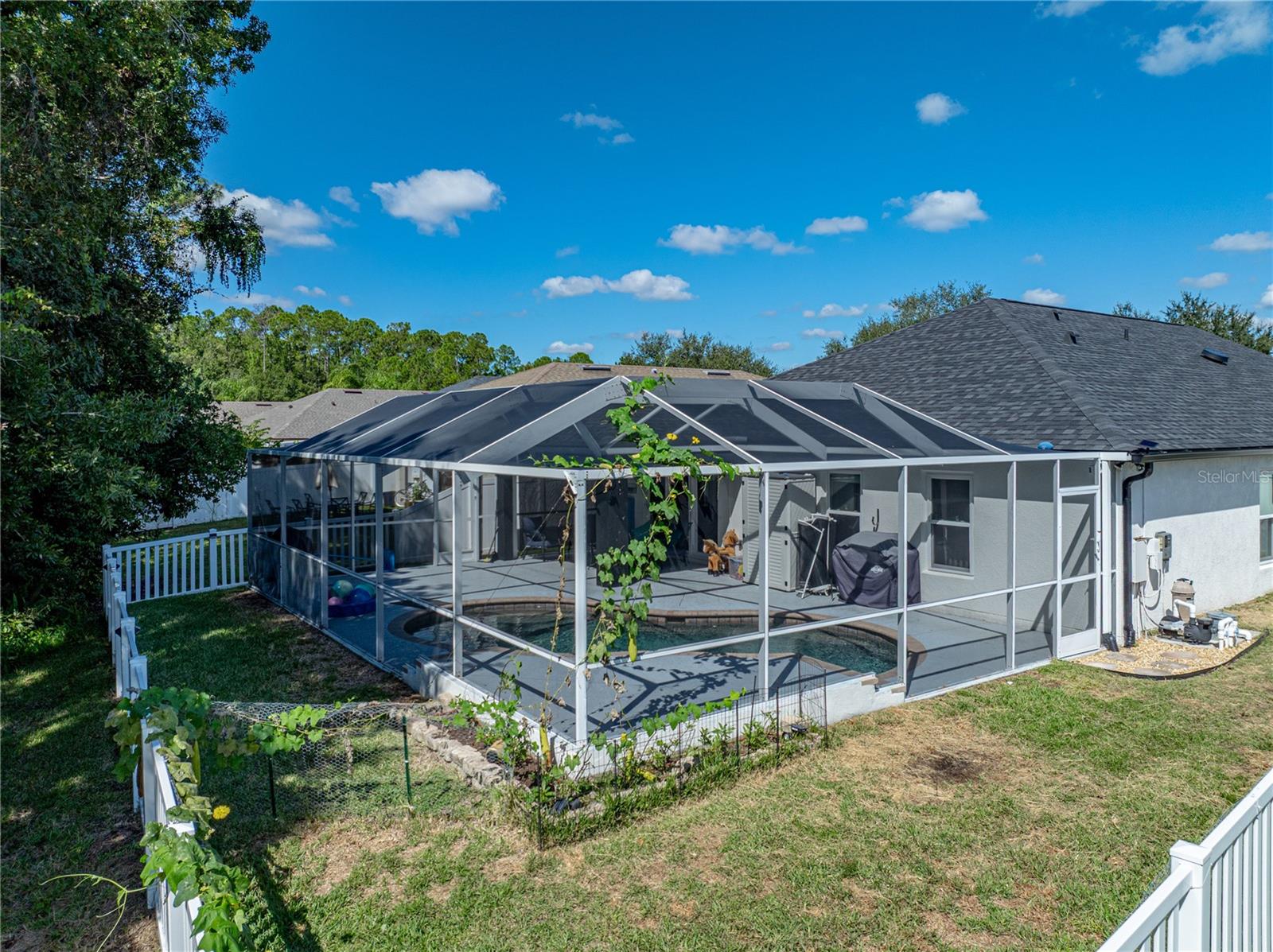 LEXINGTON OAKS VILLAGES 21 & 22 - Residential