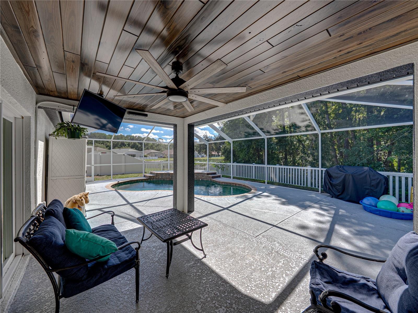 LEXINGTON OAKS VILLAGES 21 & 22 - Residential