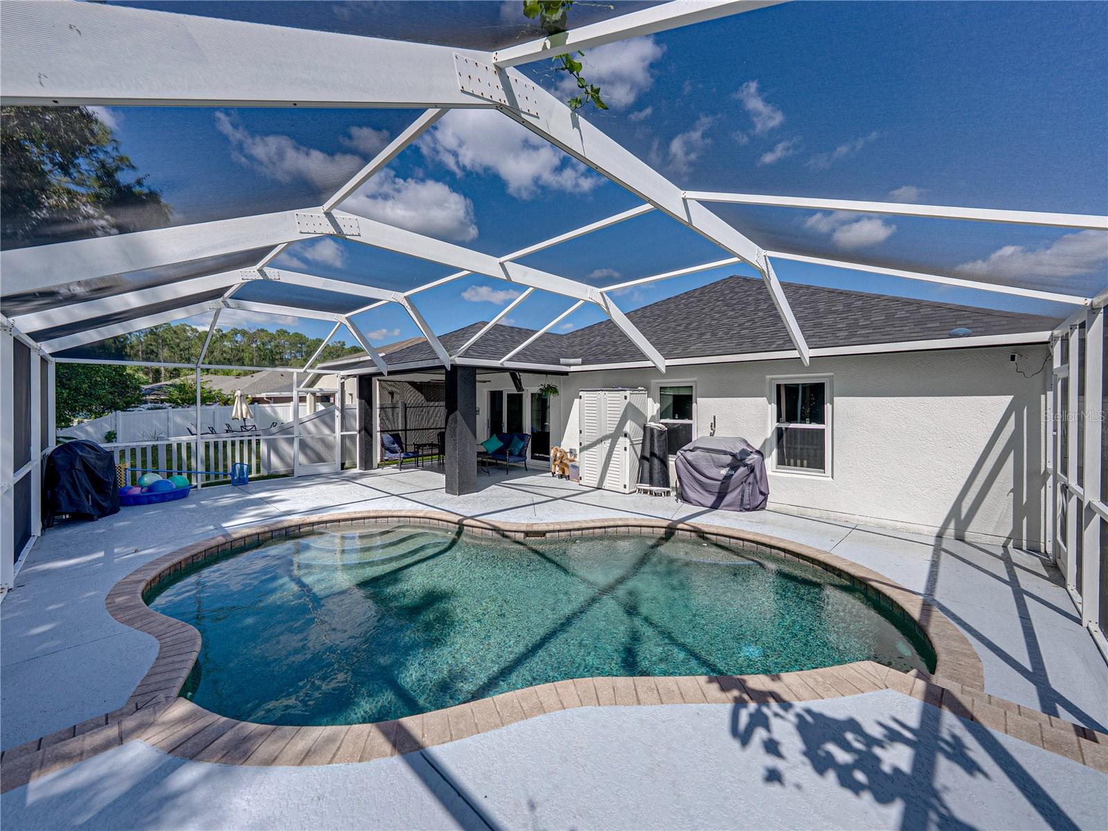 LEXINGTON OAKS VILLAGES 21 & 22 - Residential