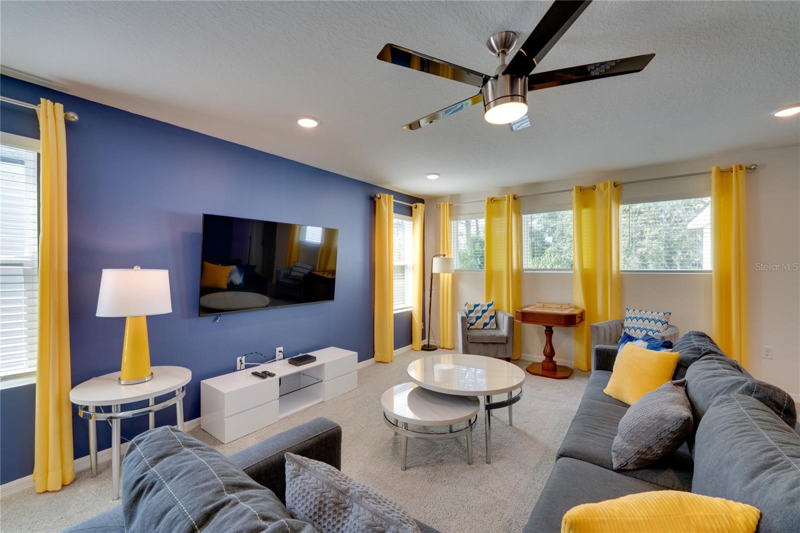 SOLARA RESORT VACATION VILLAS REP - Residential