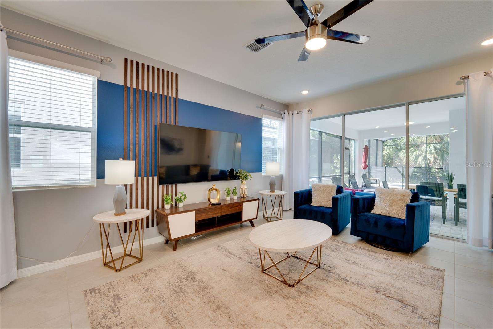 SOLARA RESORT VACATION VILLAS REP - Residential