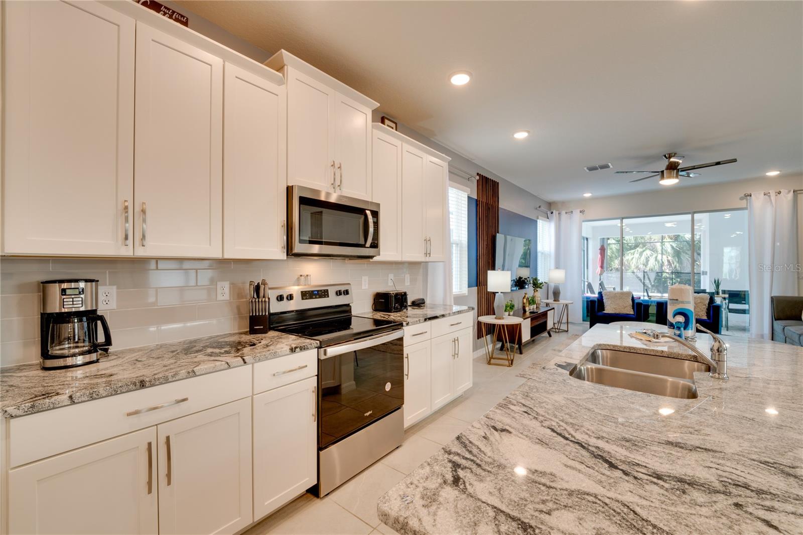 SOLARA RESORT VACATION VILLAS REP - Residential