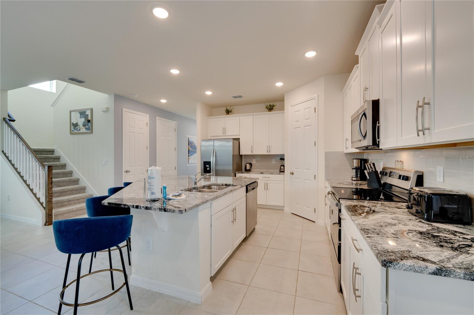 SOLARA RESORT VACATION VILLAS REP - Residential