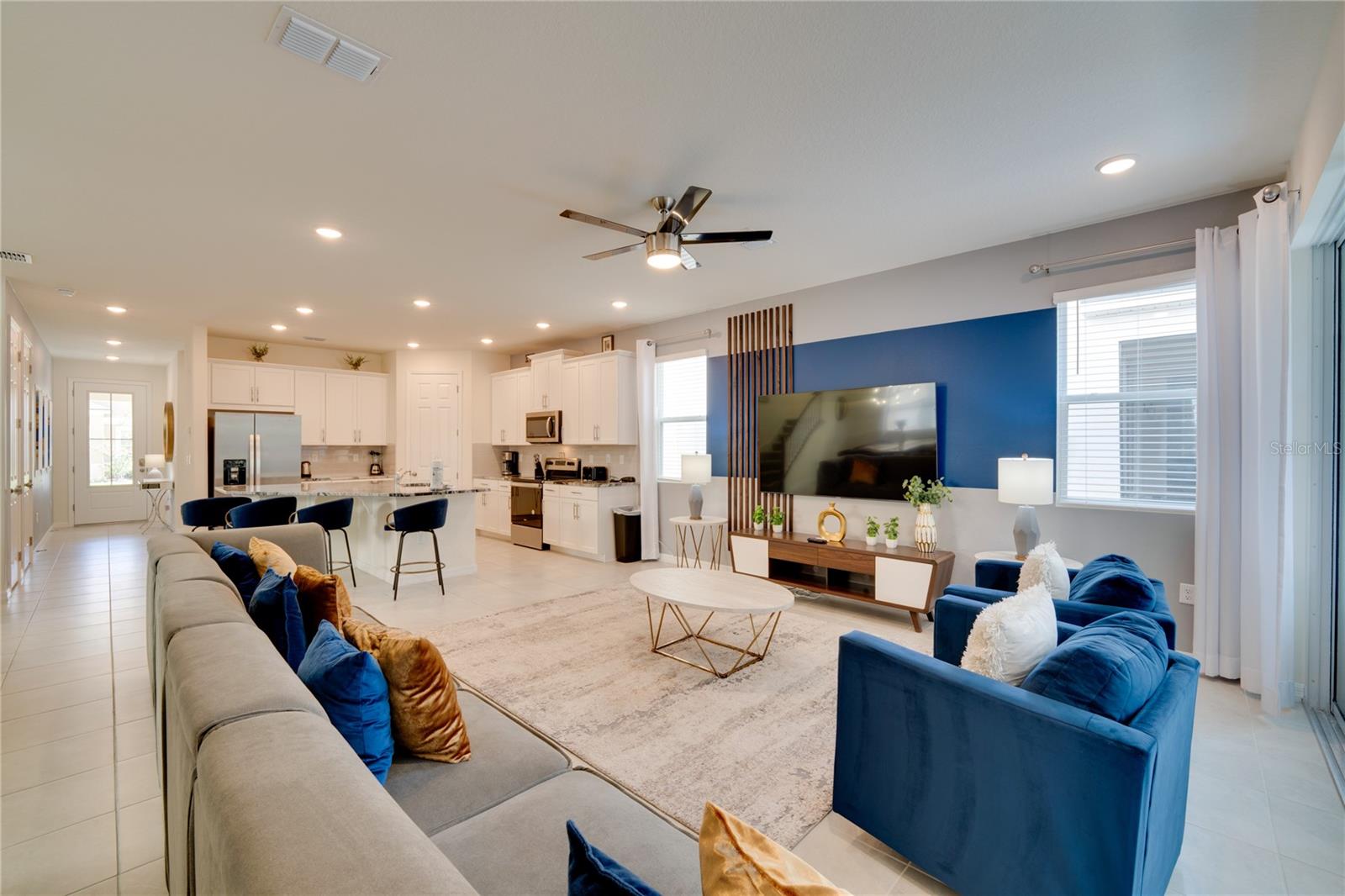 SOLARA RESORT VACATION VILLAS REP - Residential