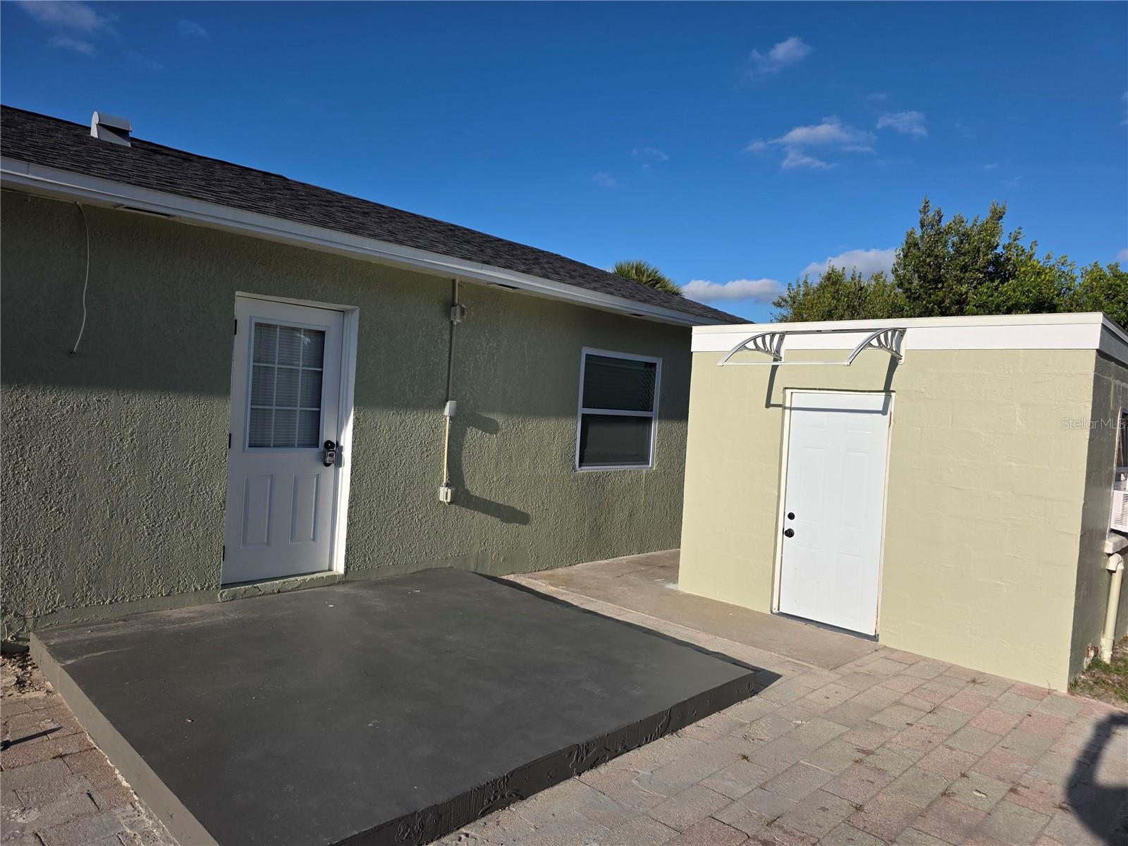 ST PETERSBURG BEACH NORTH UNIT 3 - Residential Lease