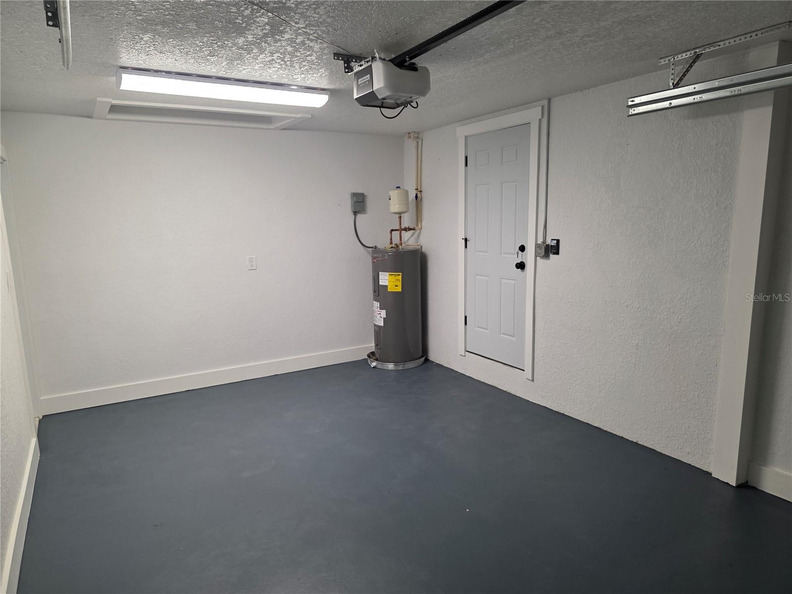 ST PETERSBURG BEACH NORTH UNIT 3 - Residential Lease