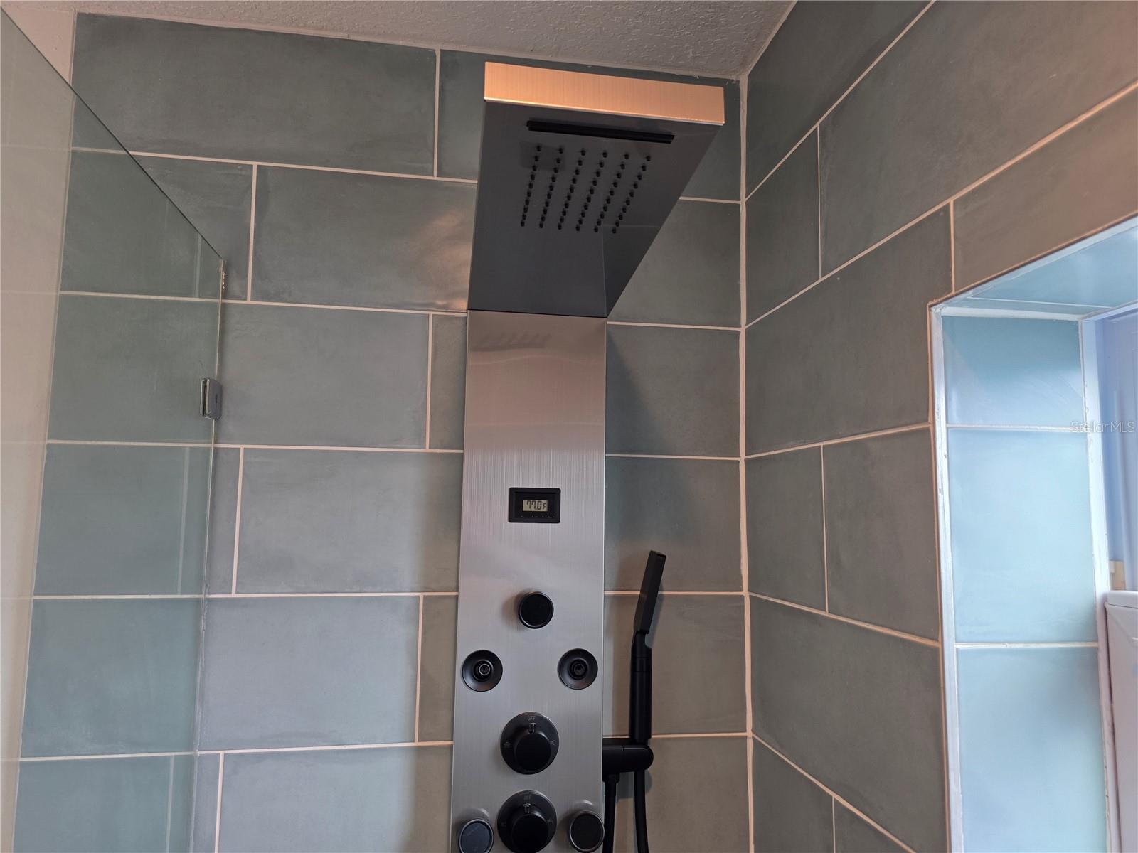 ST PETERSBURG BEACH NORTH UNIT 3 - Residential Lease