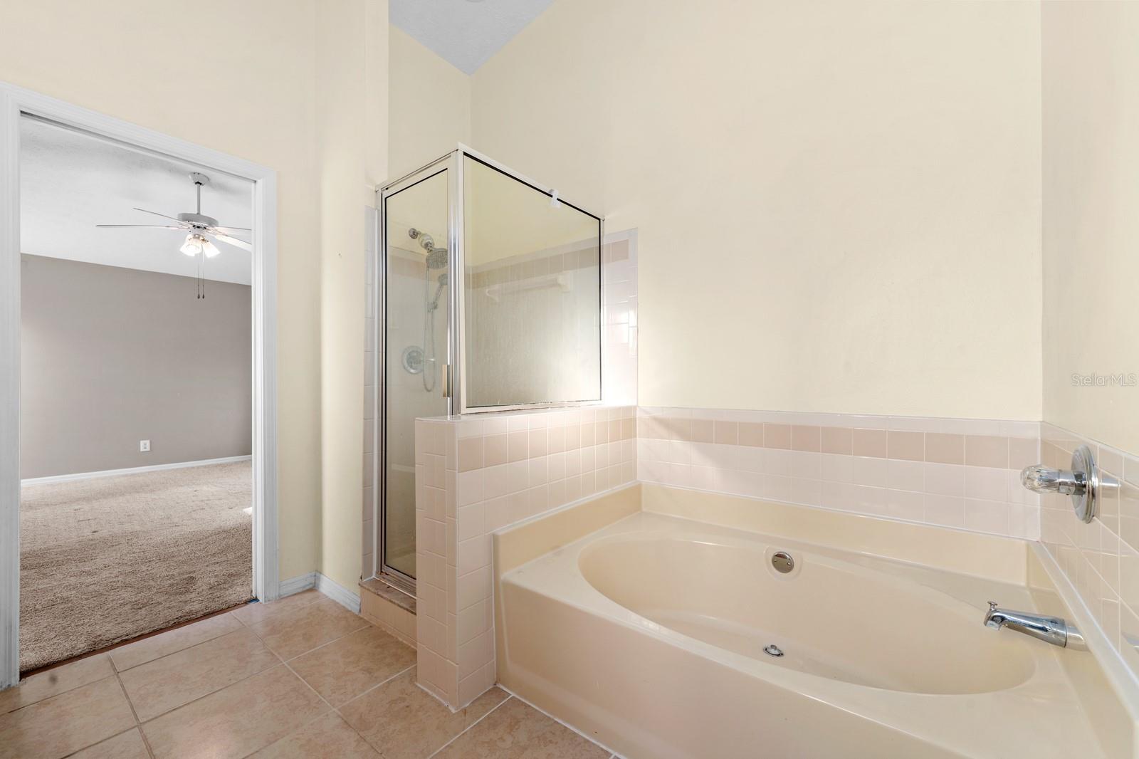 CRISTINA PH 02 UNIT 02 - Residential