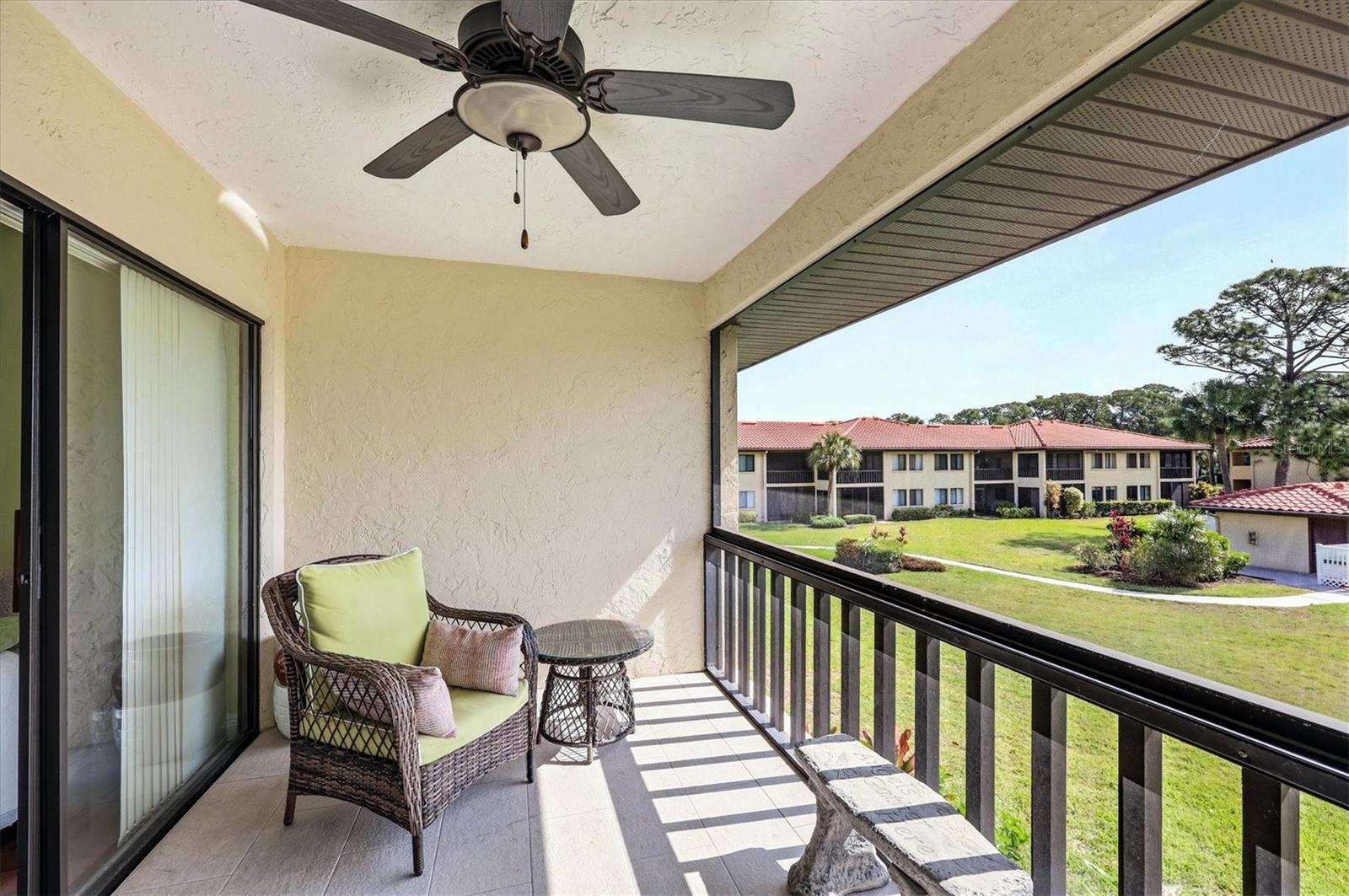 VILLAGE LAKE / THE MEADOWS - Residential