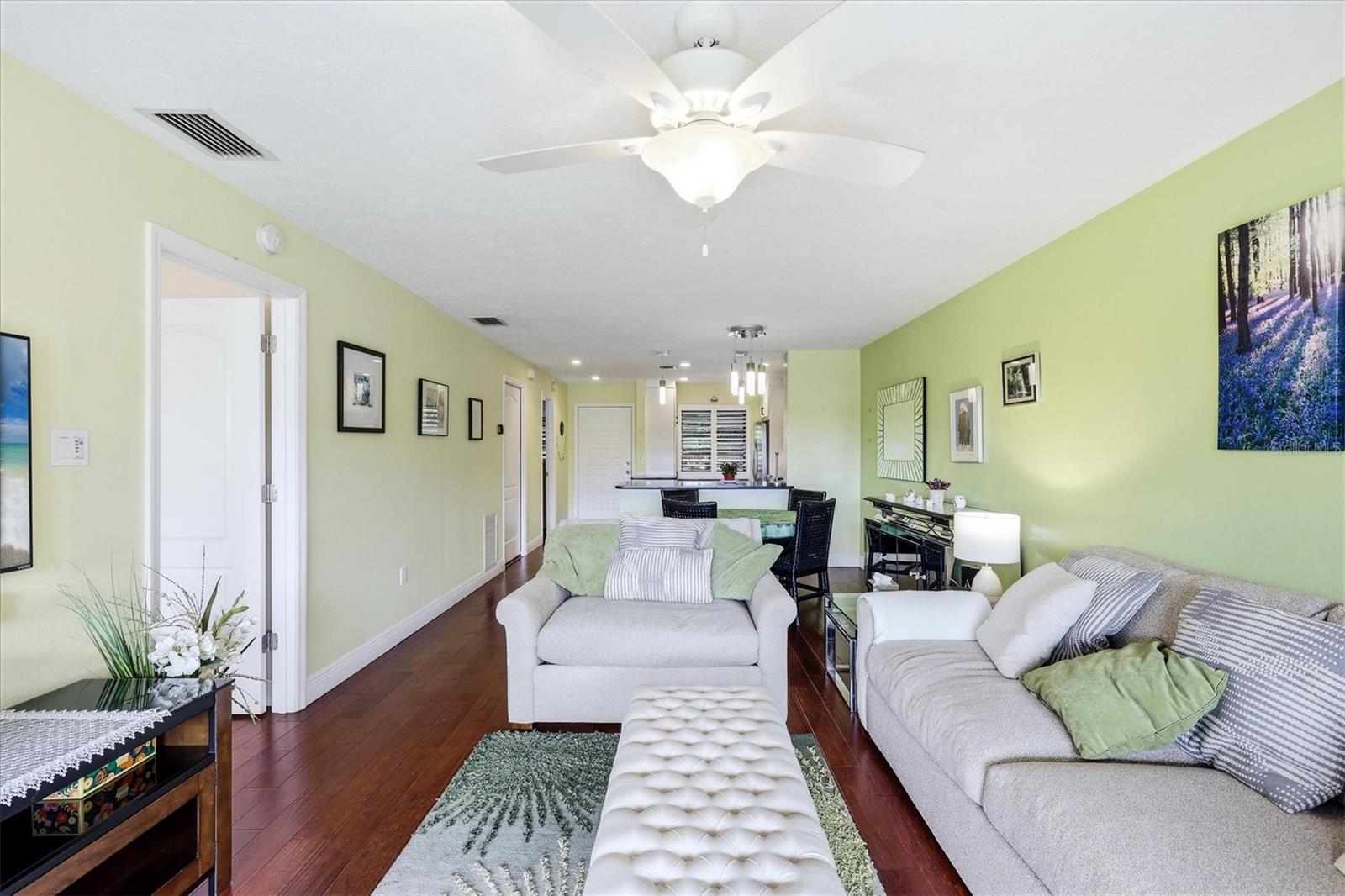 VILLAGE LAKE / THE MEADOWS - Residential