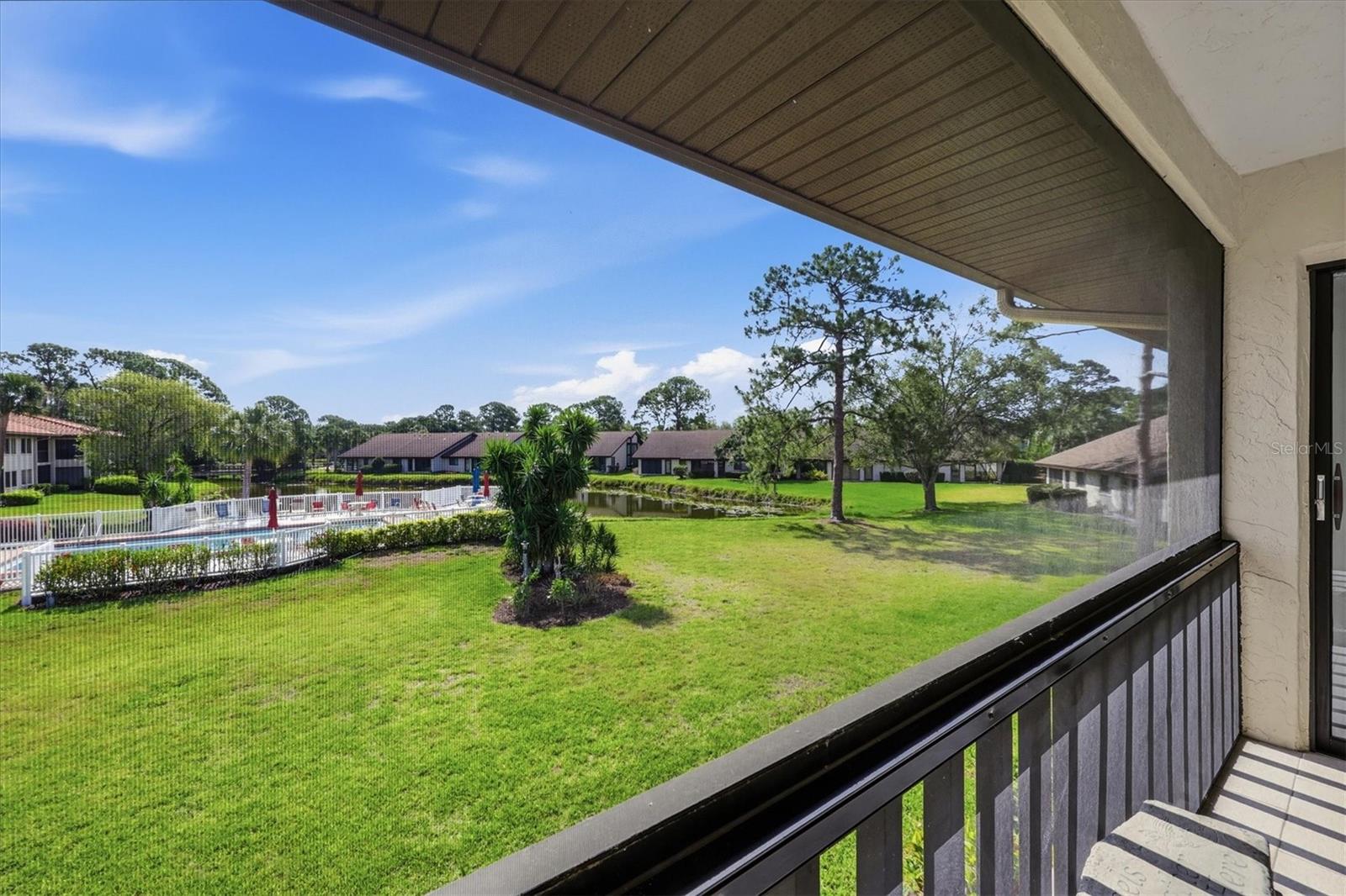 VILLAGE LAKE / THE MEADOWS - Residential