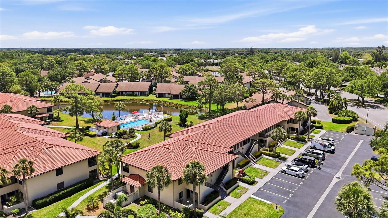 VILLAGE LAKE / THE MEADOWS - Residential