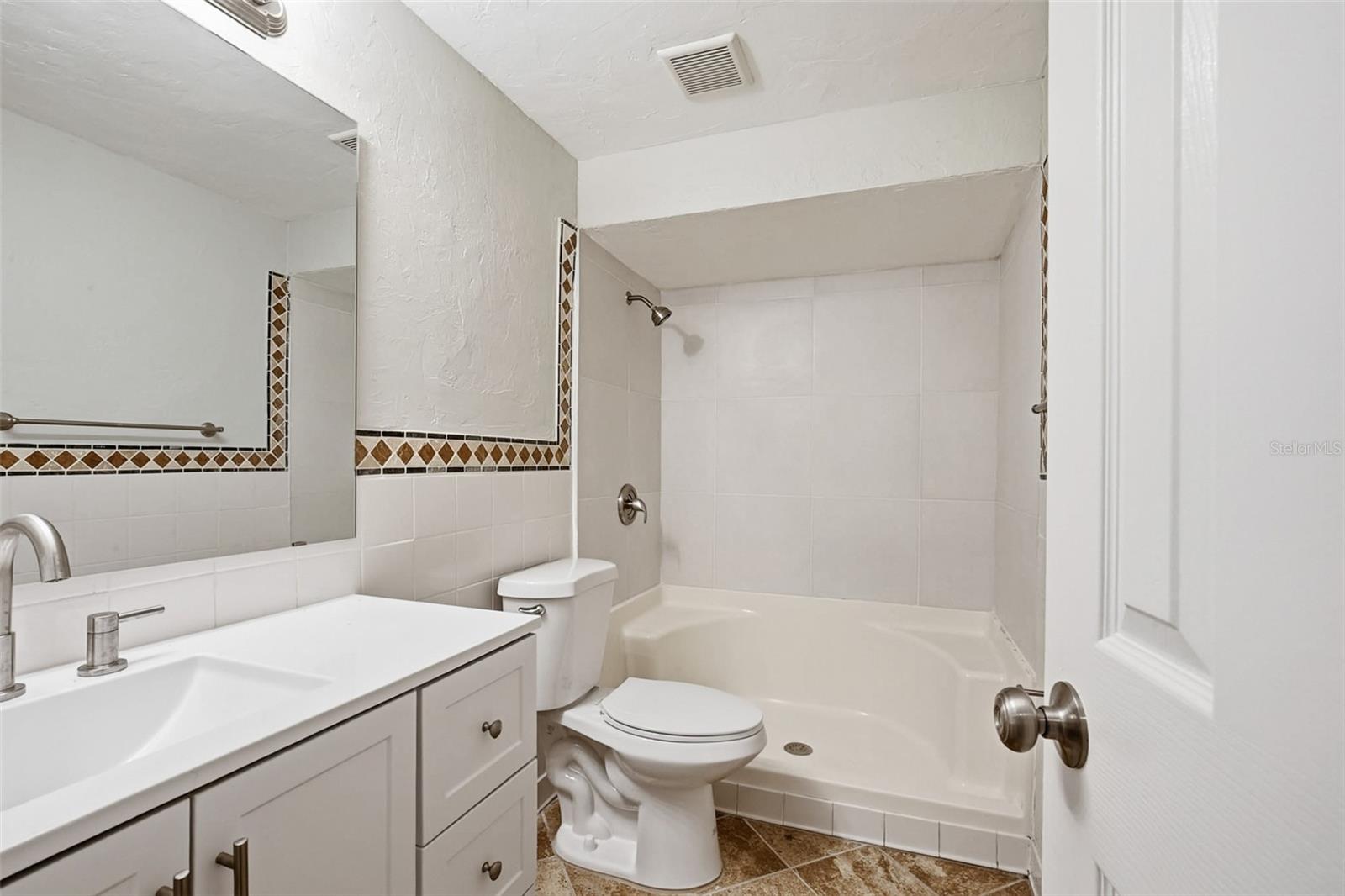 BEACON SQUARE - Residential