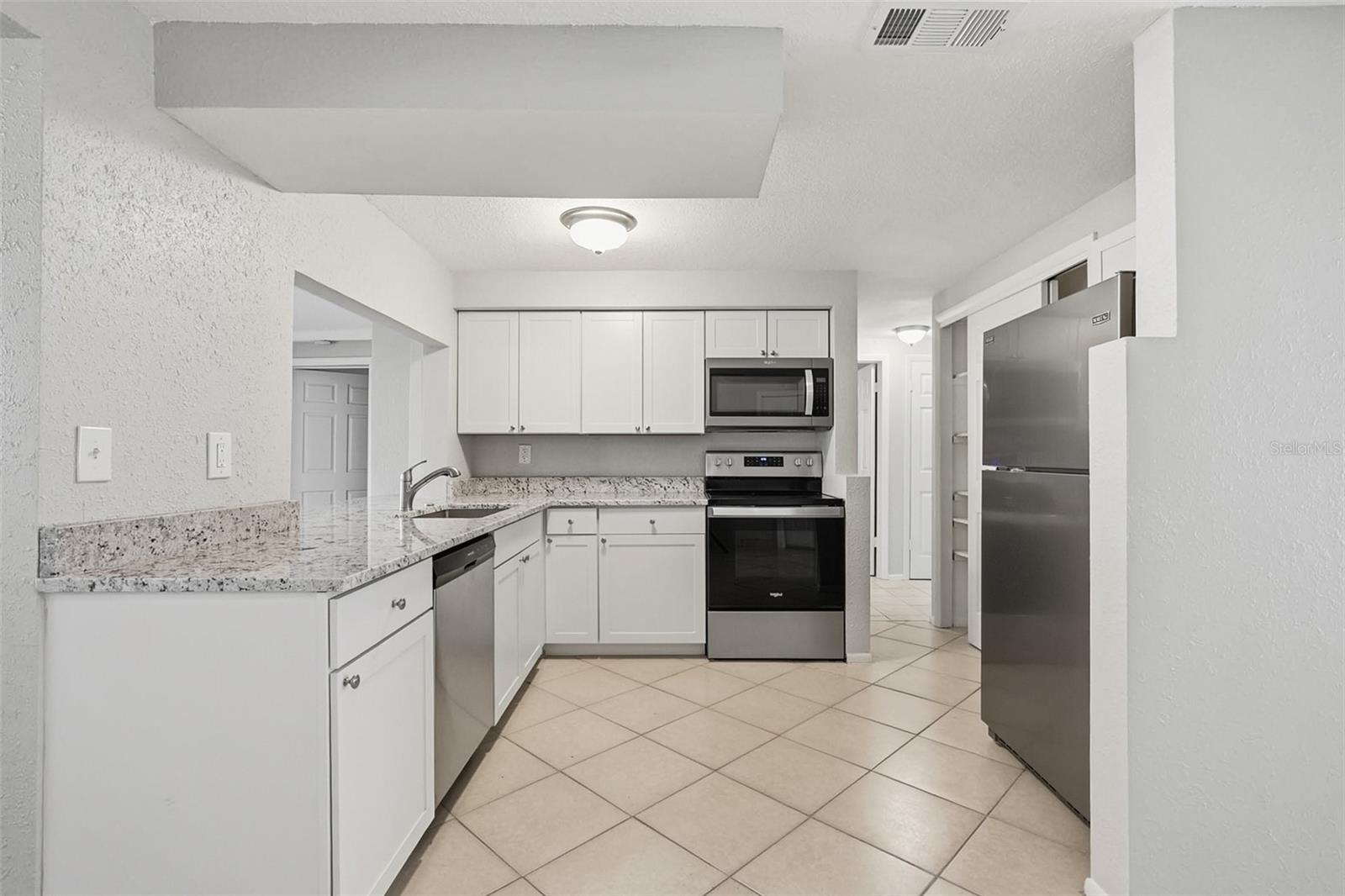 BEACON SQUARE - Residential