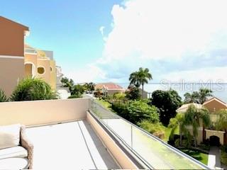 SHELL CASTLE CLUB - Residential