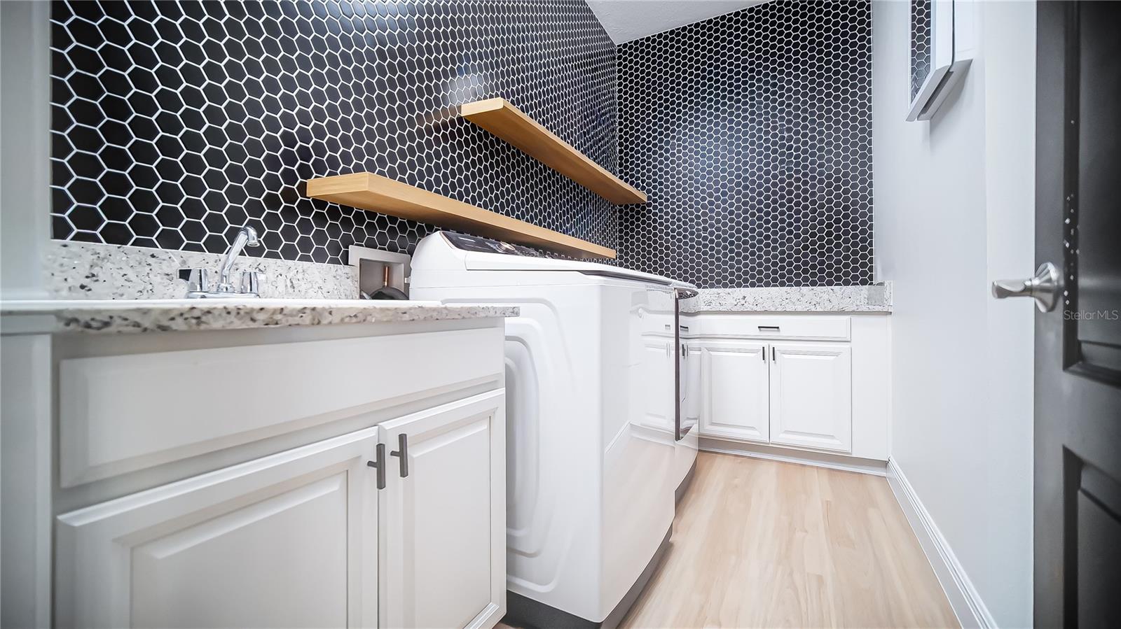 EAGLE CREEK VILLAGE - Residential