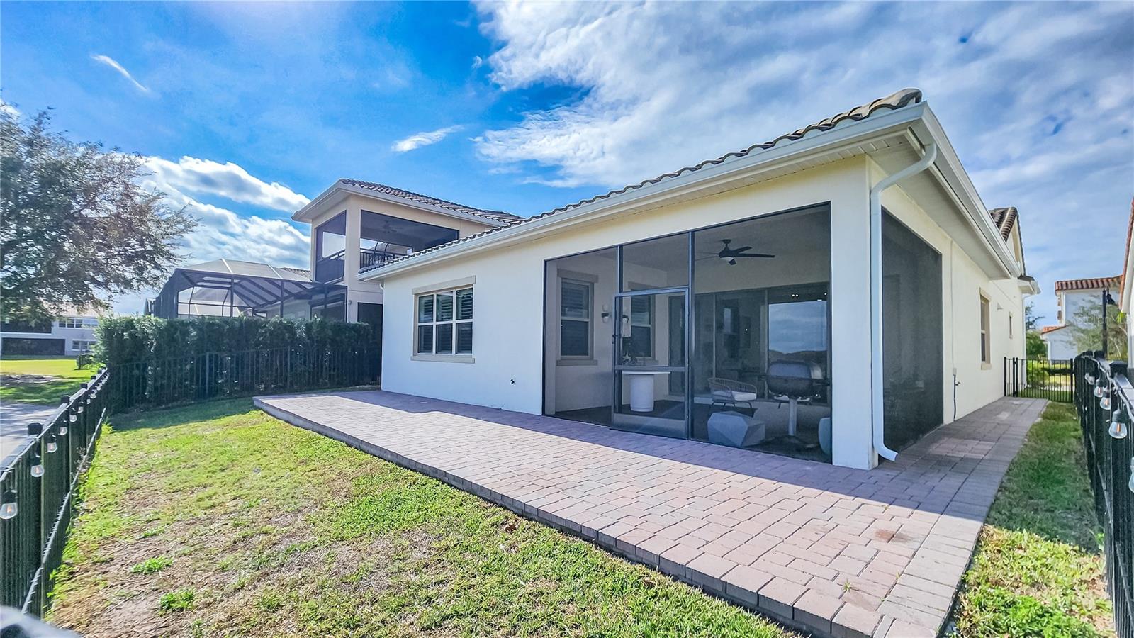 EAGLE CREEK VILLAGE - Residential