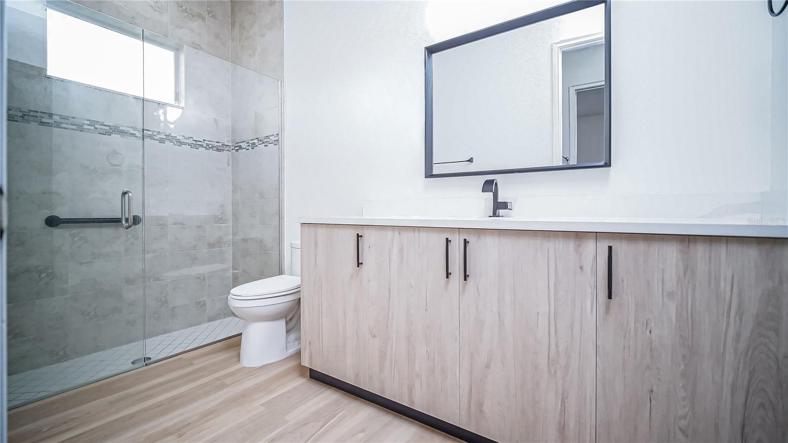 EAGLE CREEK VILLAGE - Residential