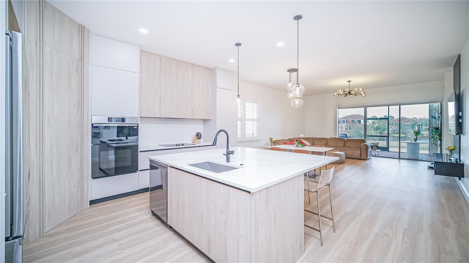 EAGLE CREEK VILLAGE - Residential