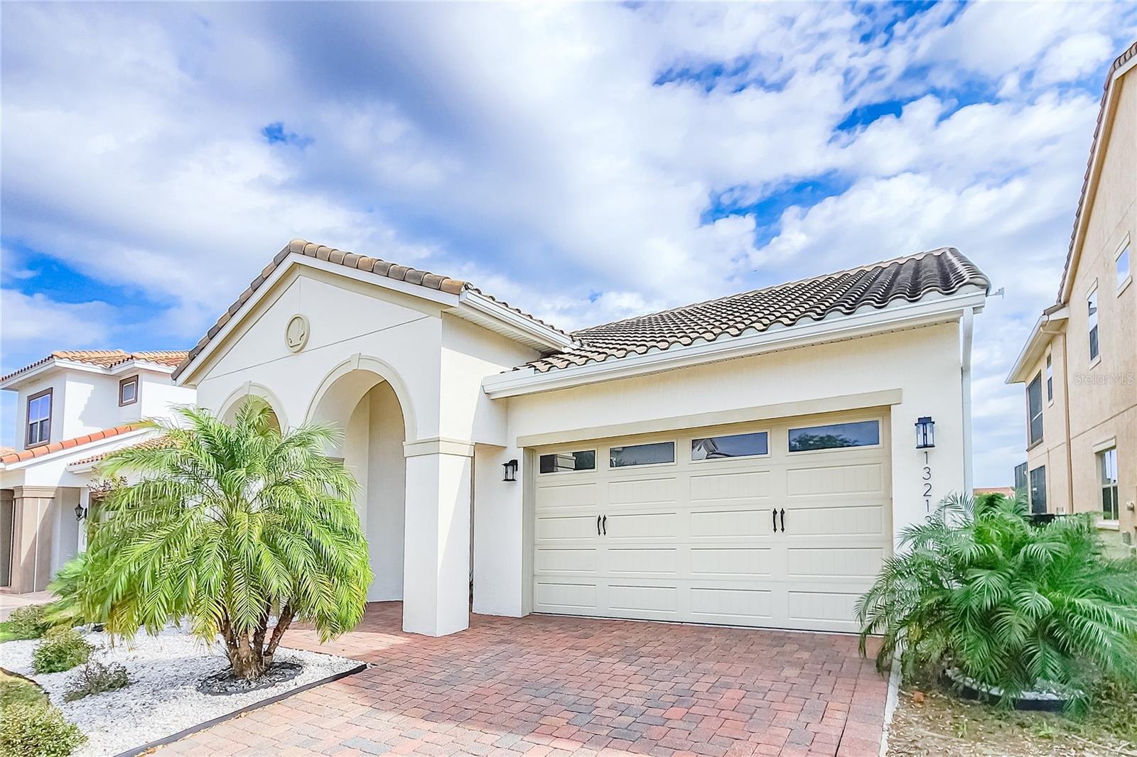 EAGLE CREEK VILLAGE - Residential