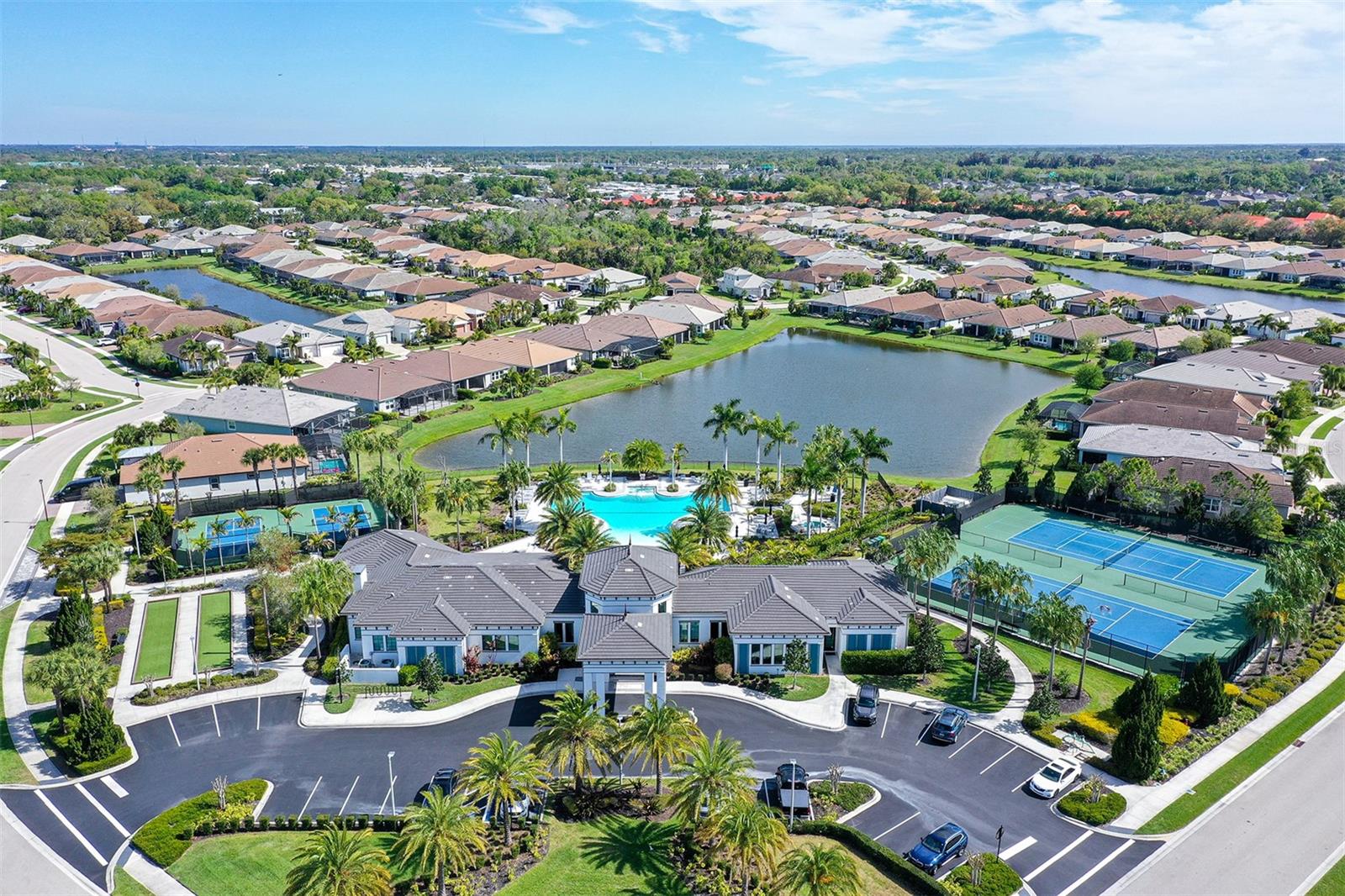 SUNRISE PRESERVE - Residential