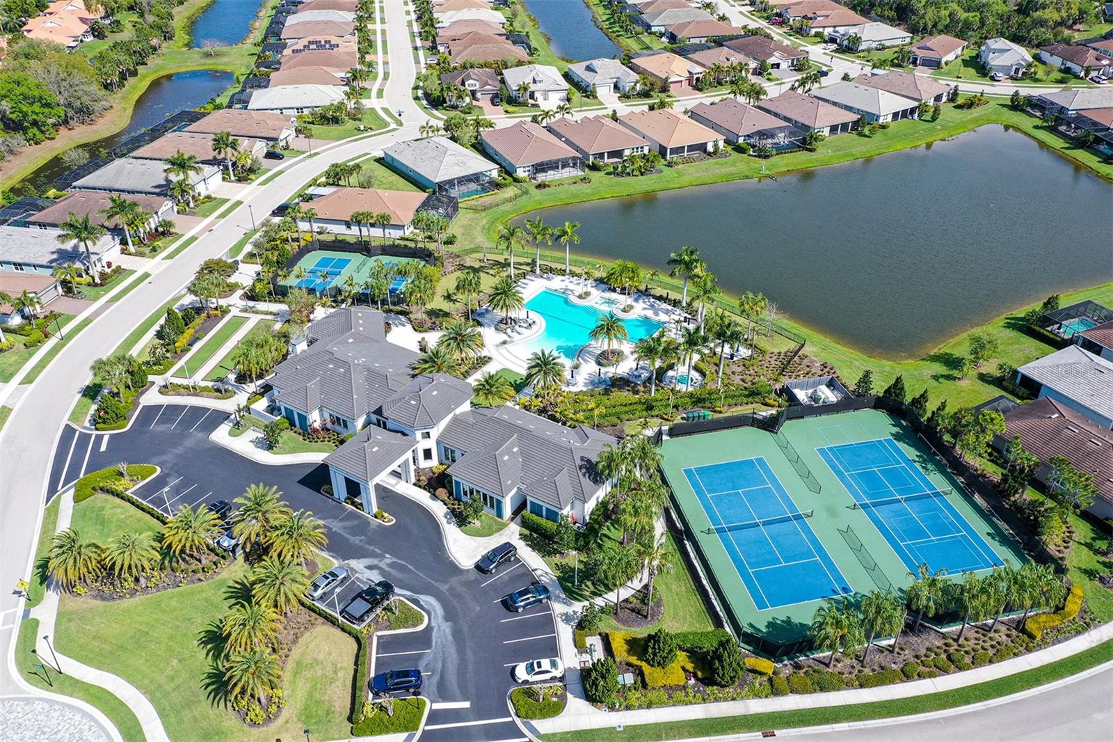 SUNRISE PRESERVE - Residential