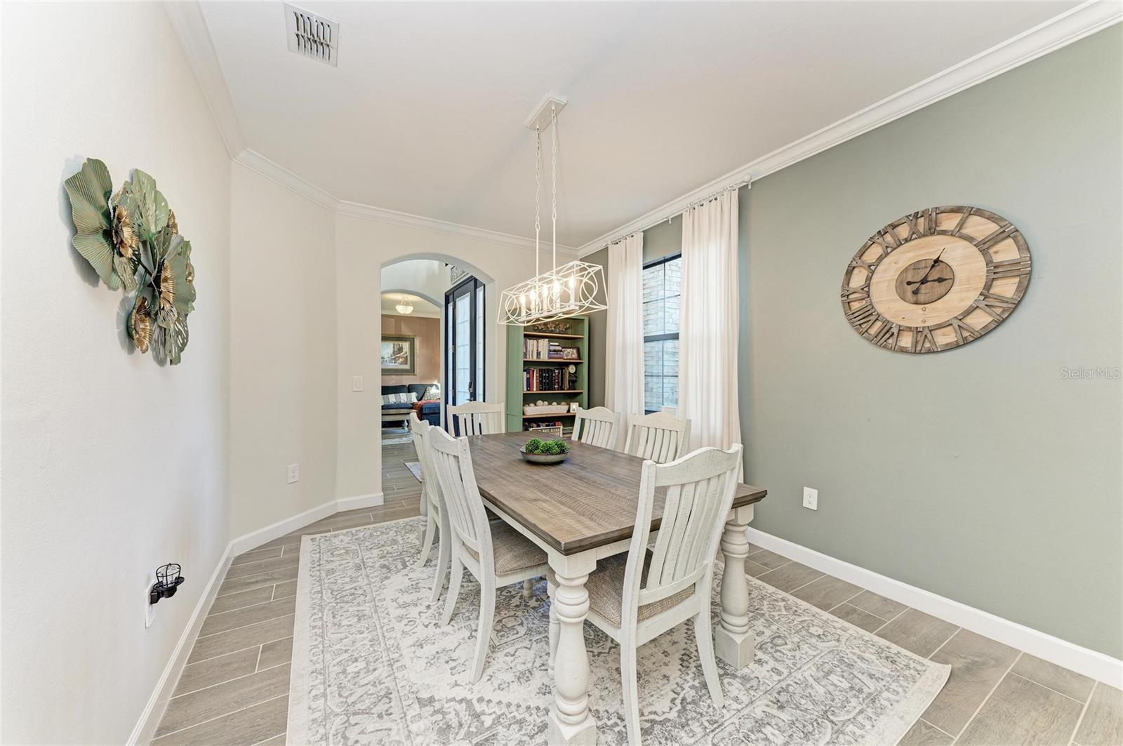 LORRAINE LAKES - Residential