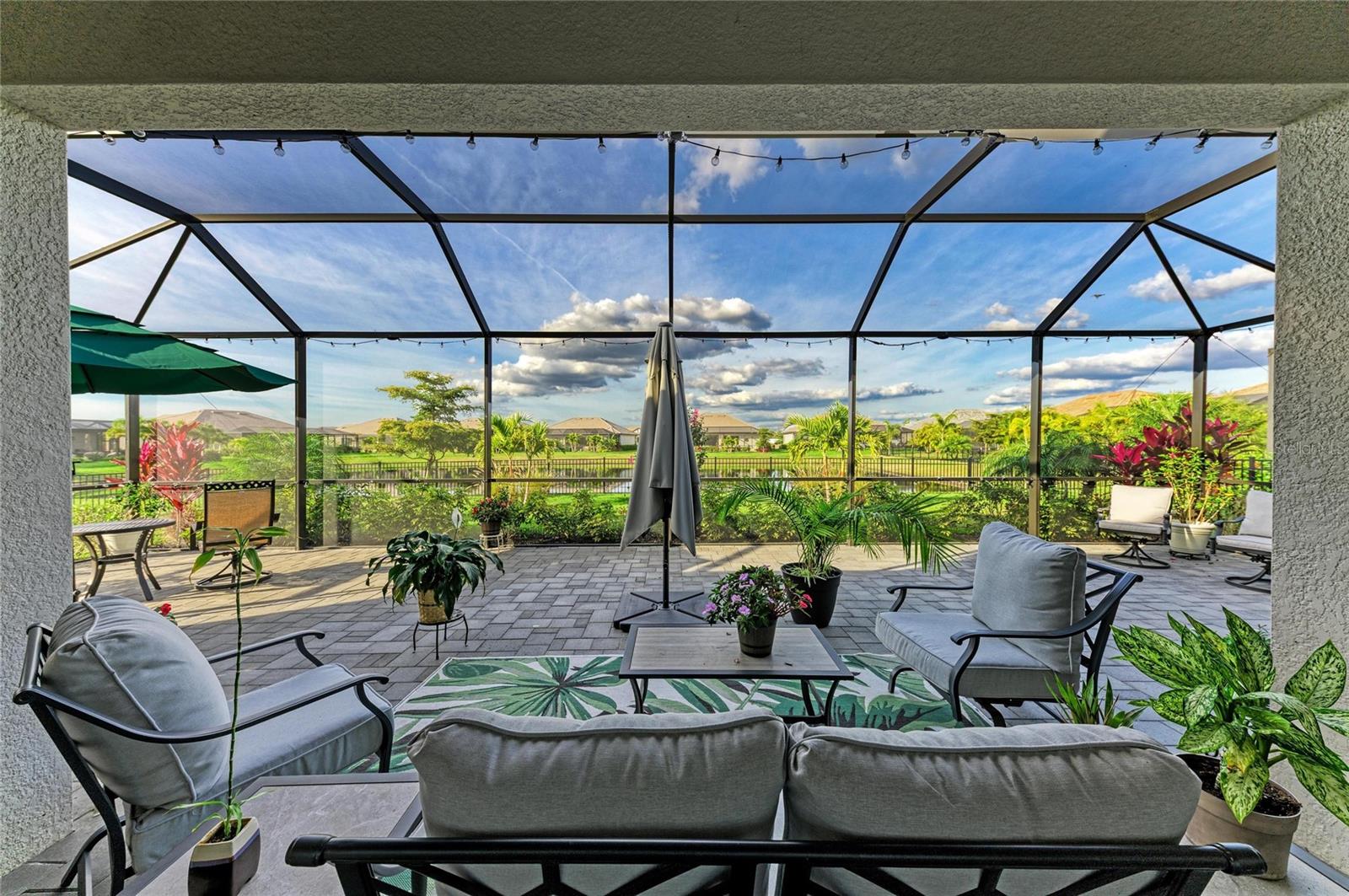 LORRAINE LAKES - Residential