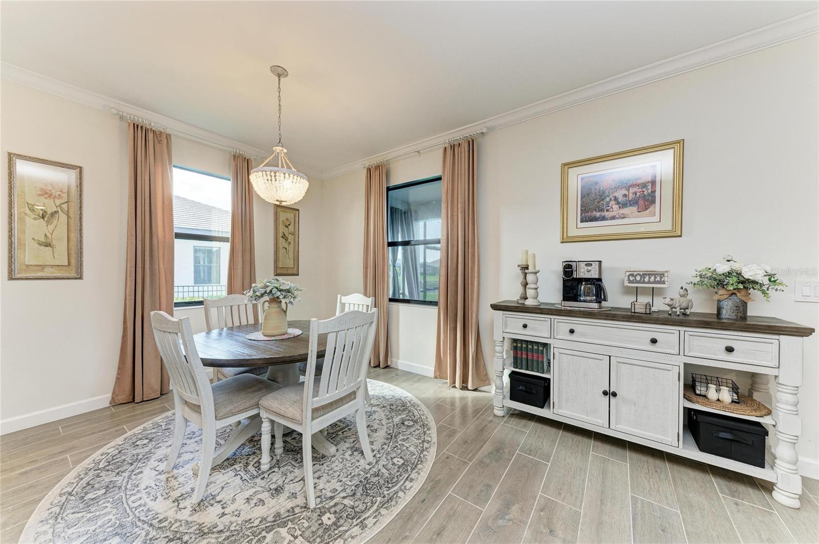 LORRAINE LAKES - Residential