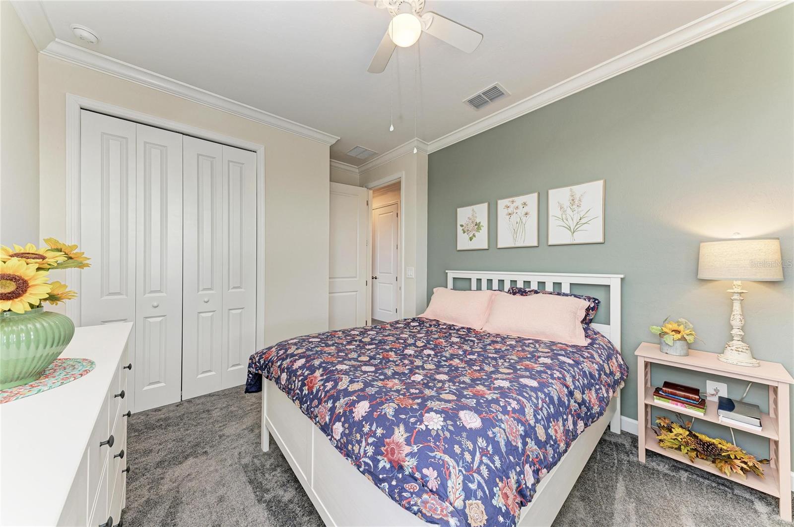 LORRAINE LAKES - Residential