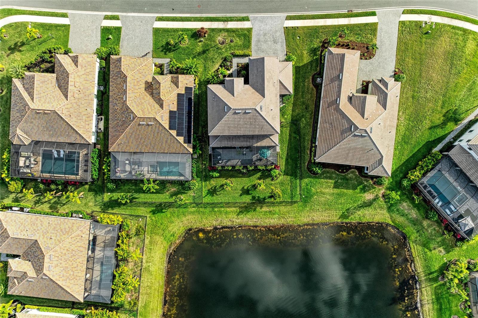 LORRAINE LAKES - Residential