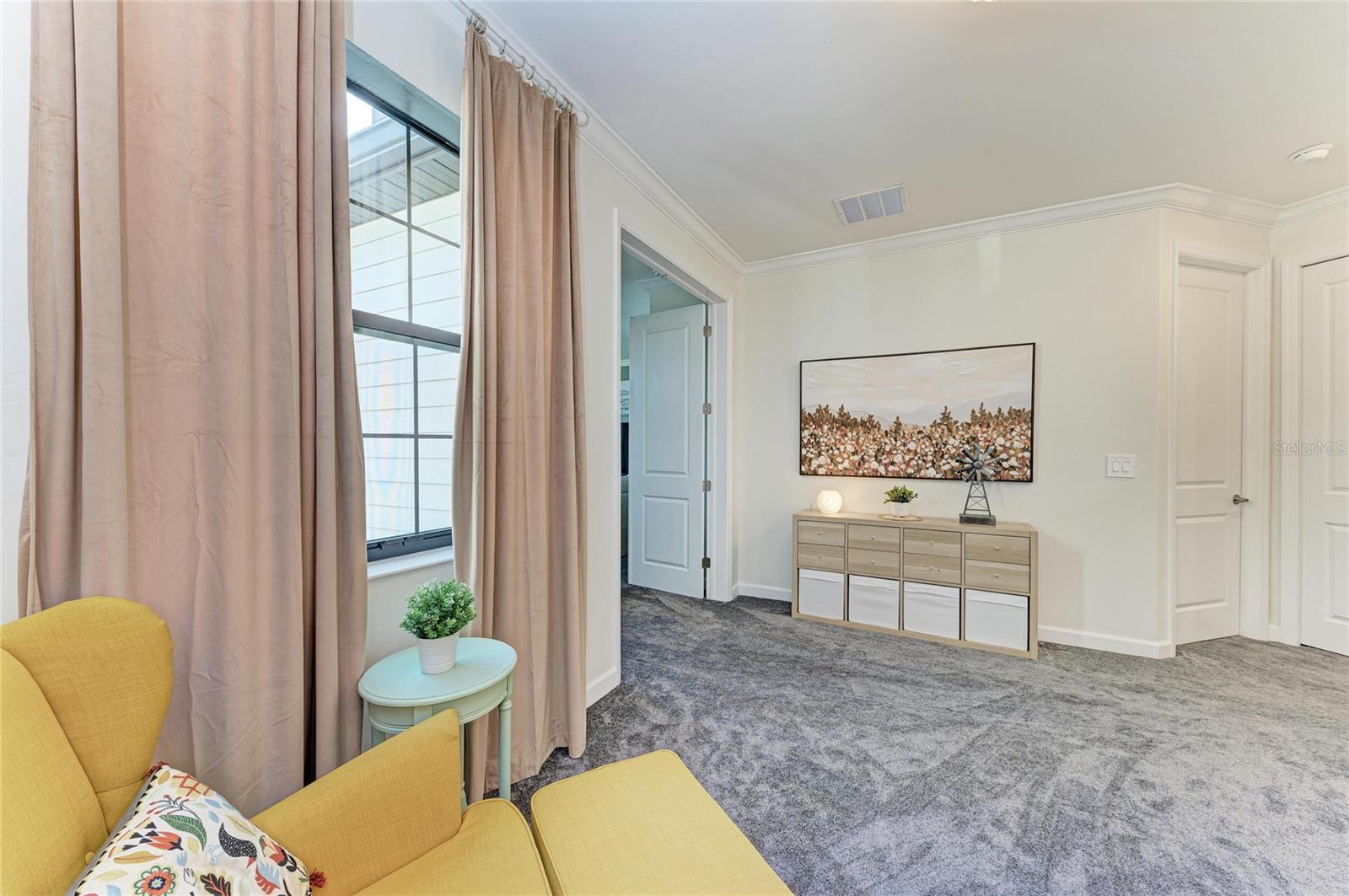 LORRAINE LAKES - Residential