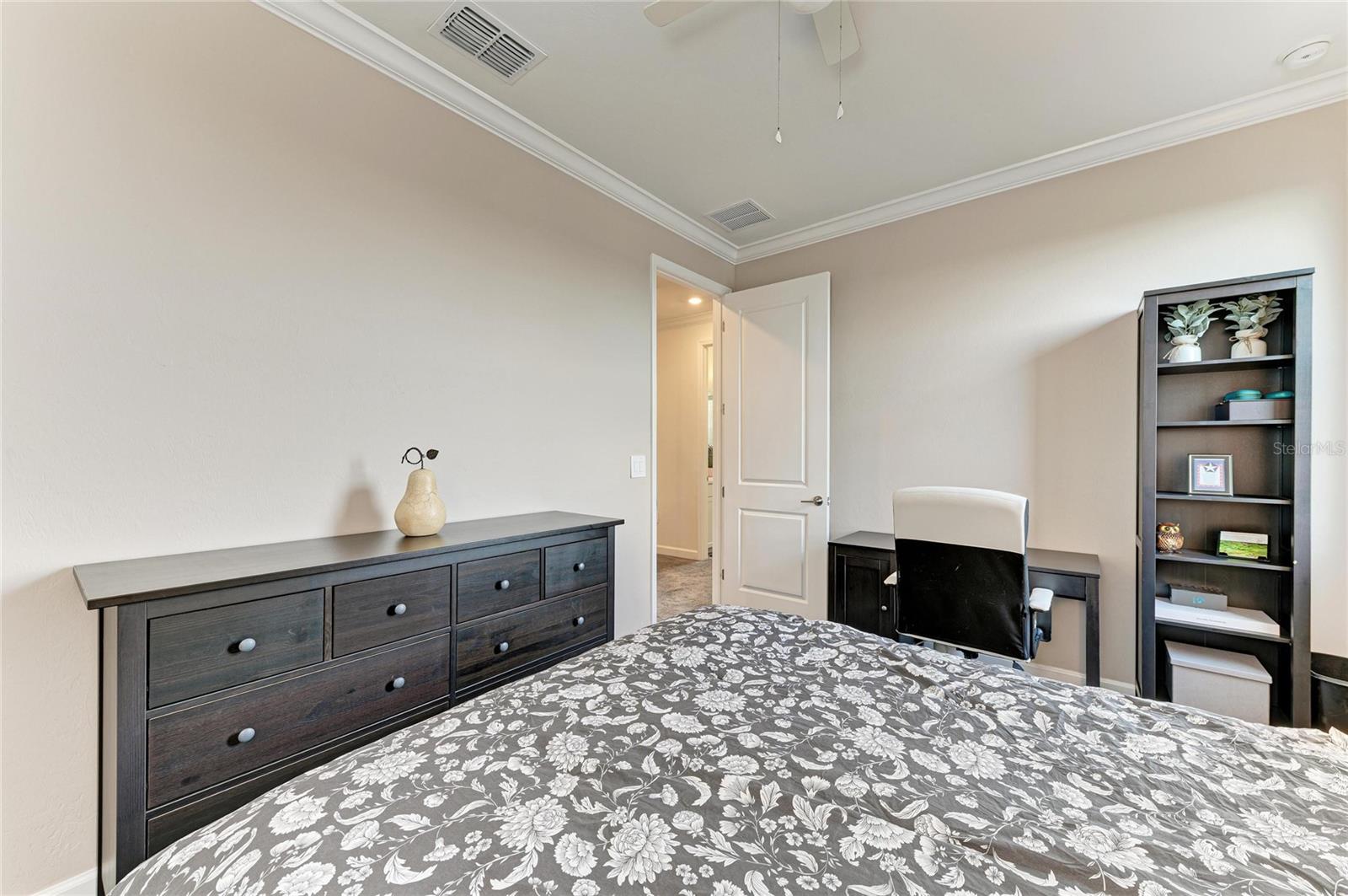 LORRAINE LAKES - Residential