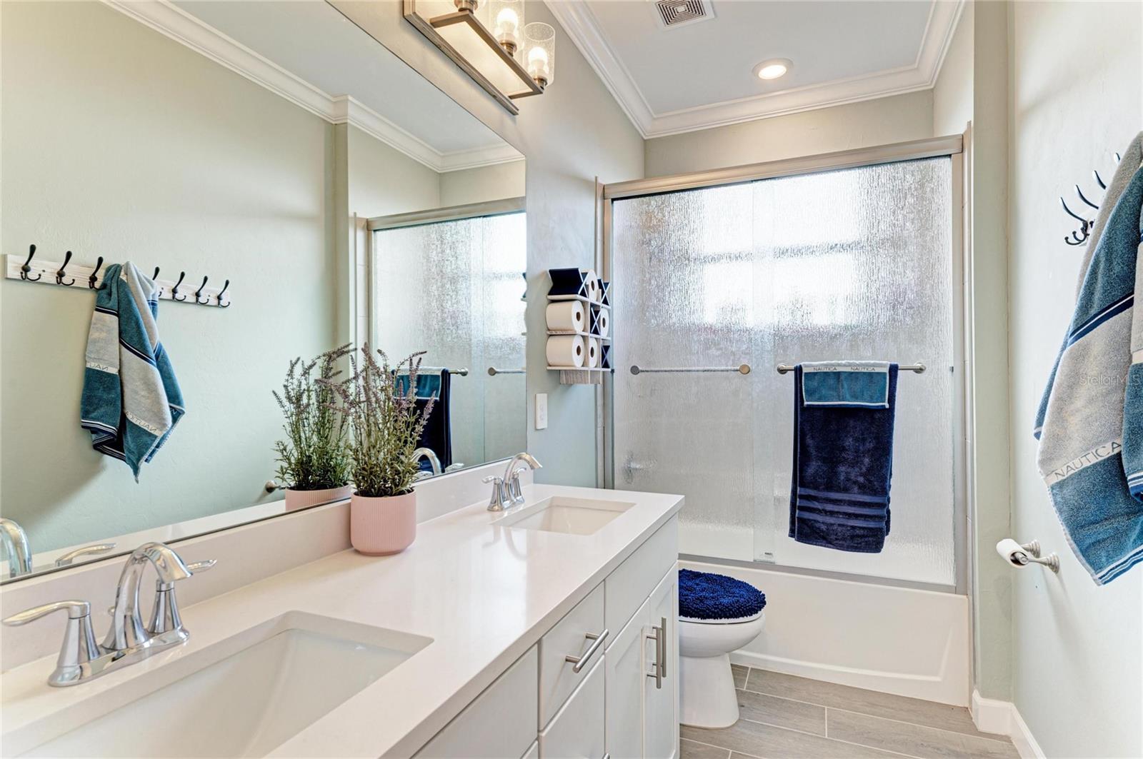 LORRAINE LAKES - Residential